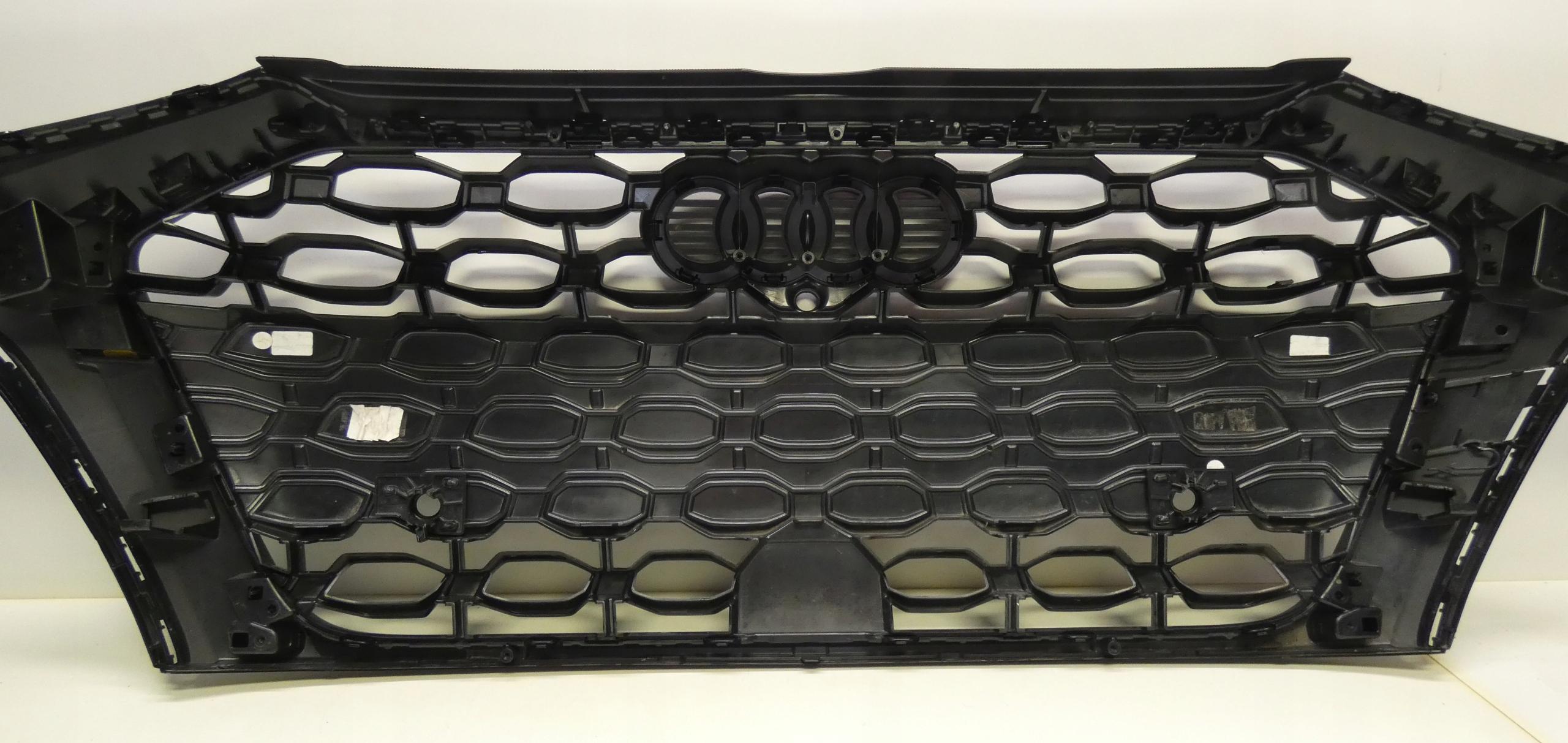 Kühlergrill Audi RS3 FRONTGRILL 8Y0807241BG Kühlergitter