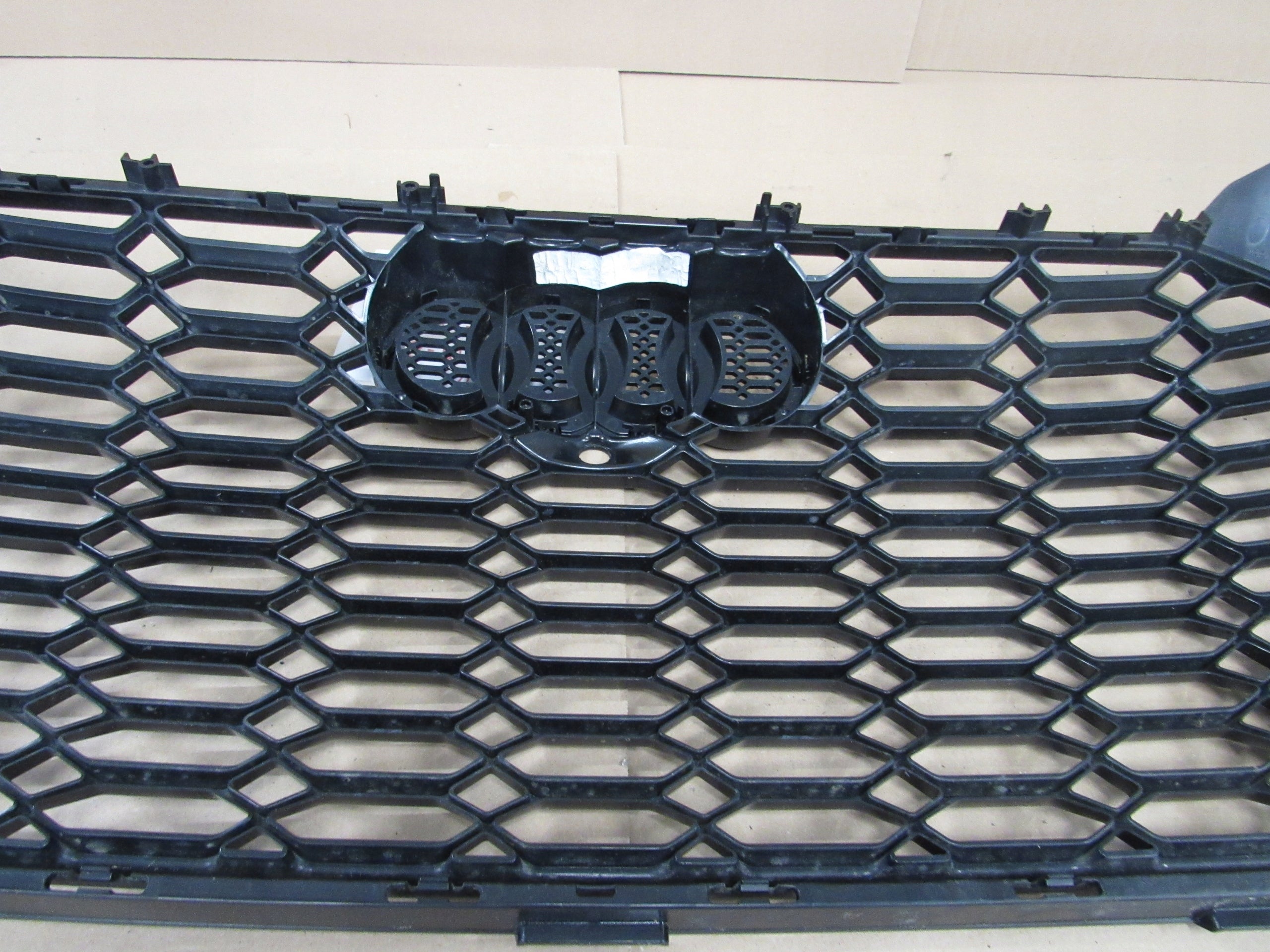 Kühlergrill Audi RS4 FRONTGRILL Kühlergitter