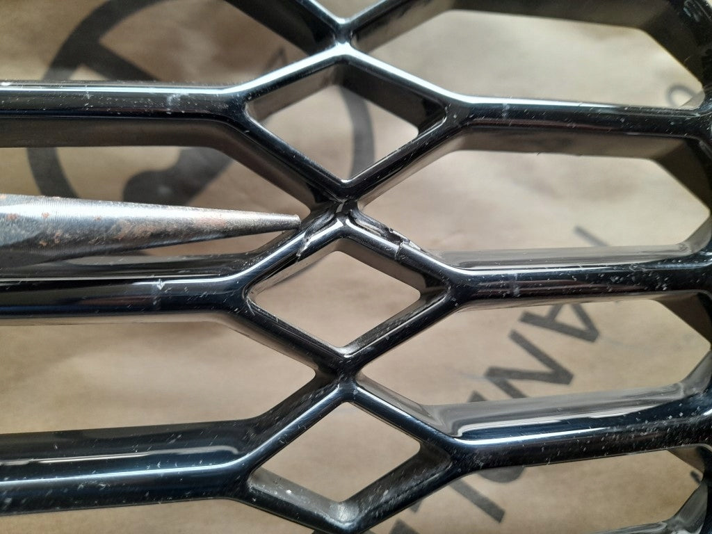 Kühlergrill Audi AM RS4 FRONTGRILL 8W0853651BF Kühlergitter