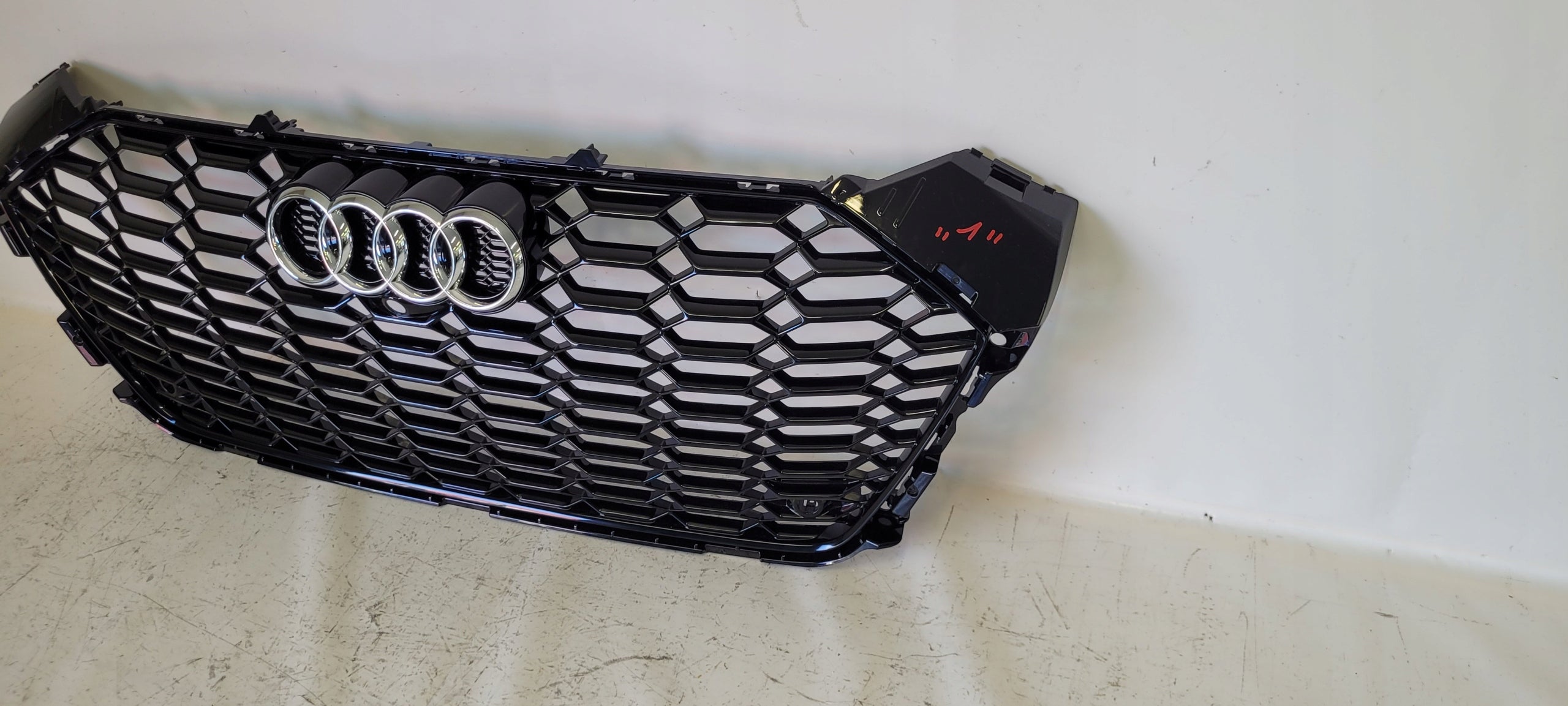 Kühlergrill Audi RS5 FRONTGRILL Kühlergitter