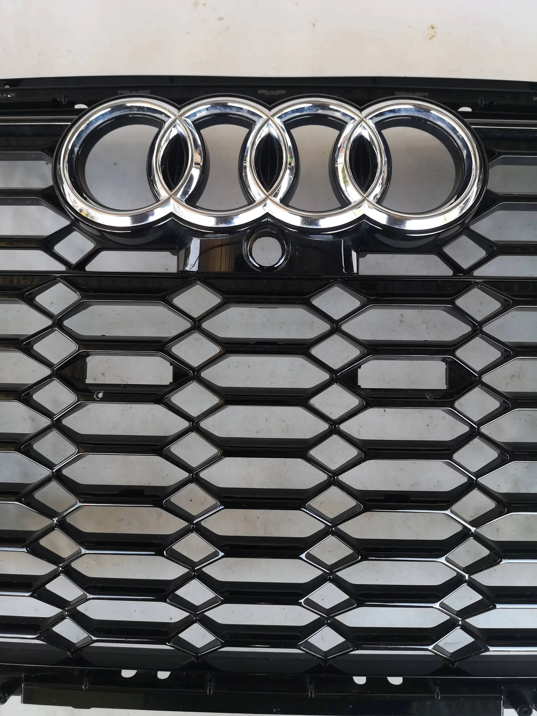 Kühlergrill Audi C8 4K8 RS7 FRONTGRILL 4K8853651F4 Kühlergitter