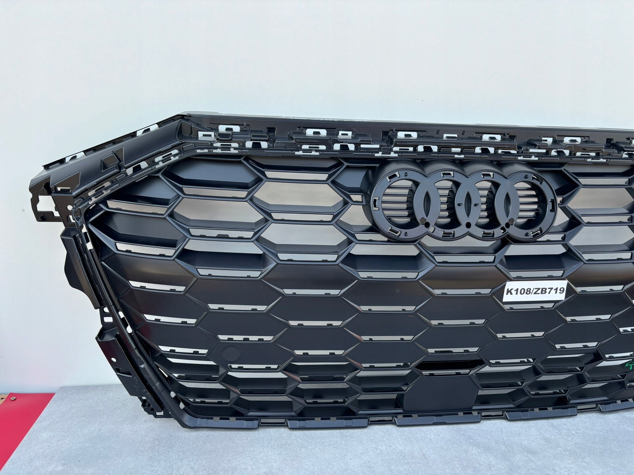 Kühlergrill Audi S3 FRONTGRILL 8Y0853651CK Kühlergitter