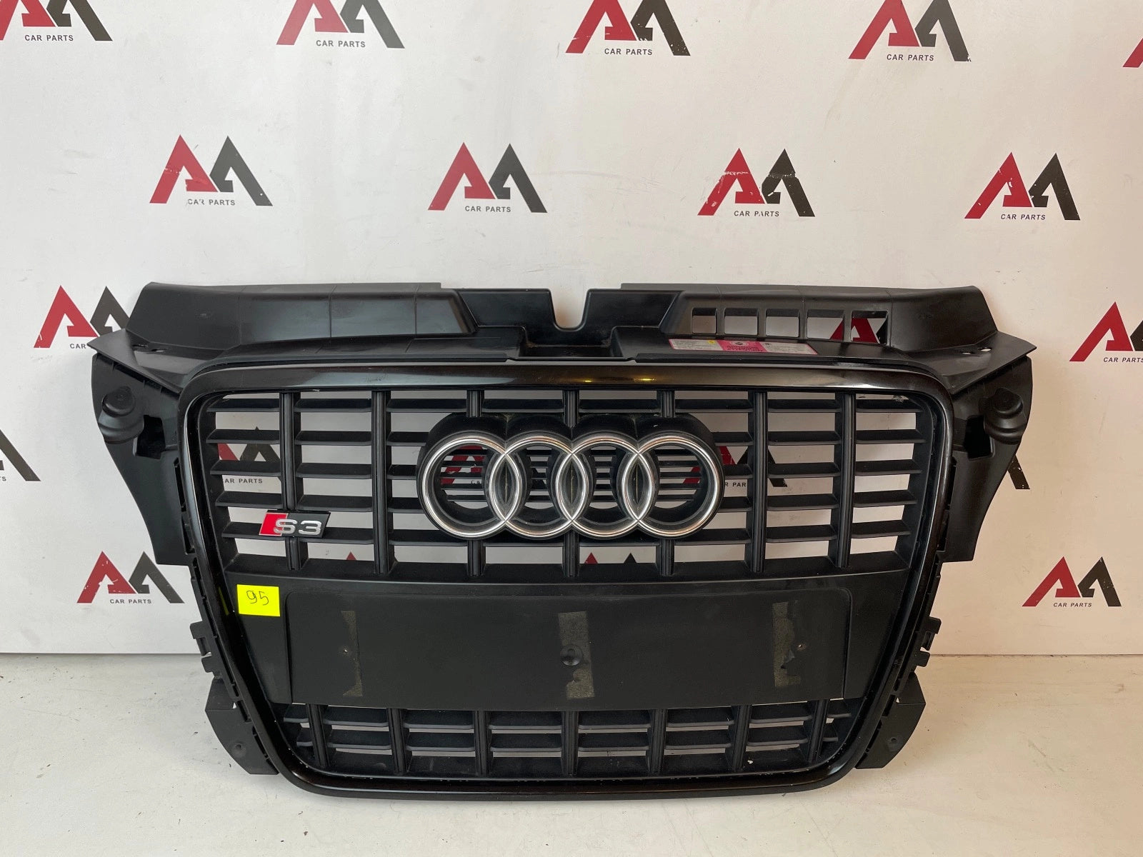 Kühlergrill Audi S3 FRONTGRILL 8p0853651f8 Kühlergitter