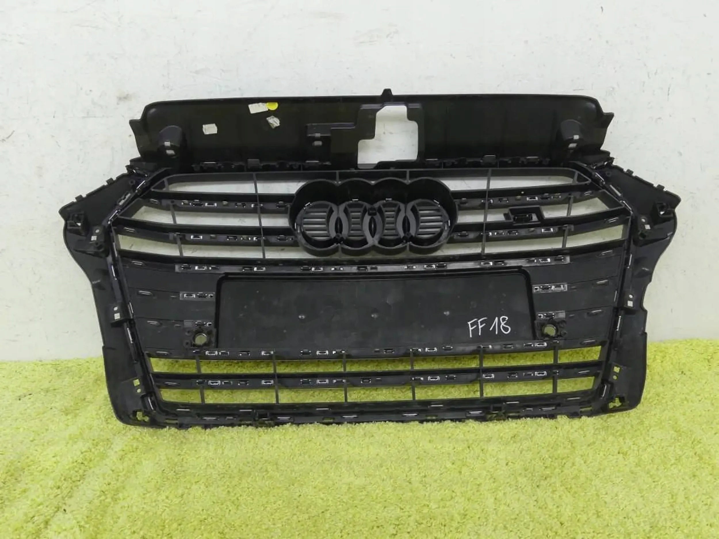 Kühlergrill Audi S3 FRONTGRILL Kühlergitter