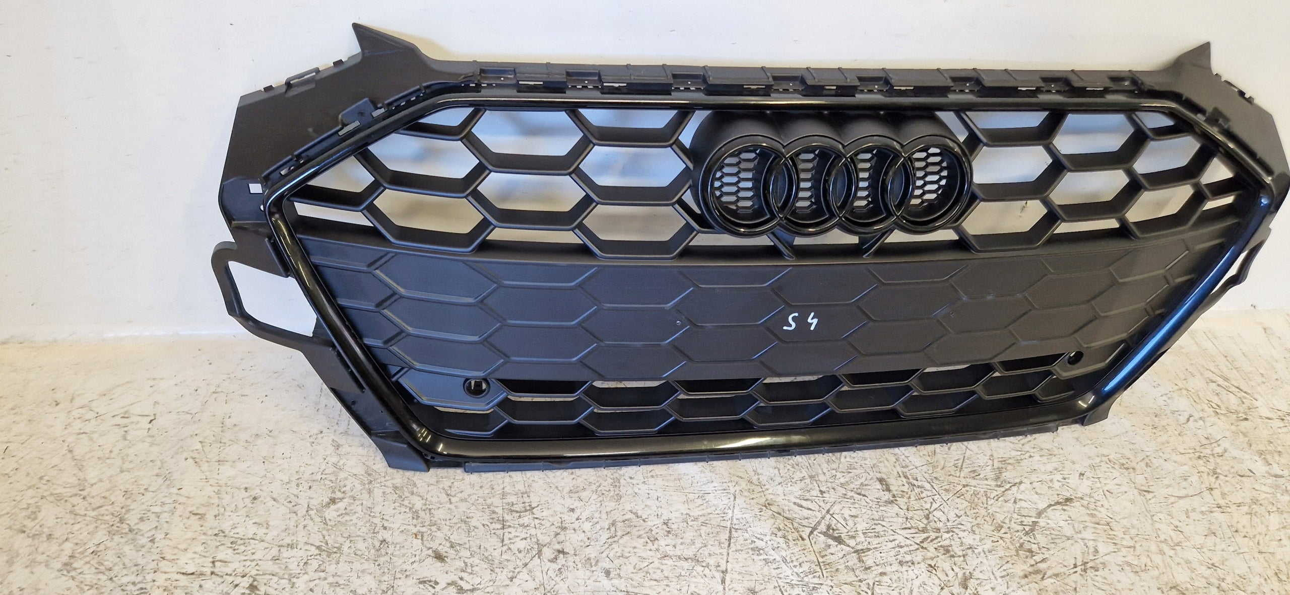 Kühlergrill Audi S4 FRONTGRILL Kühlergitter