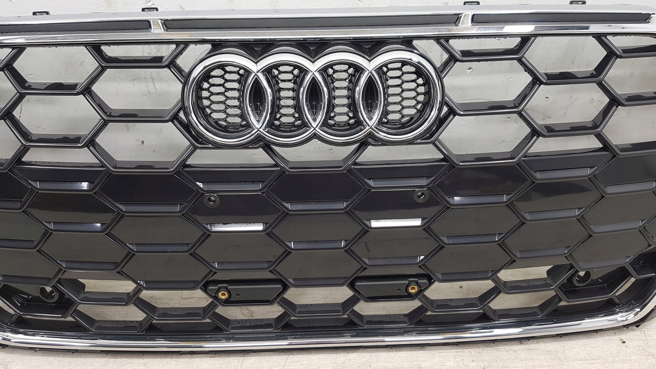 Kühlergrill Audi S5 FRONTGRILL 8W6853355BL Kühlergitter