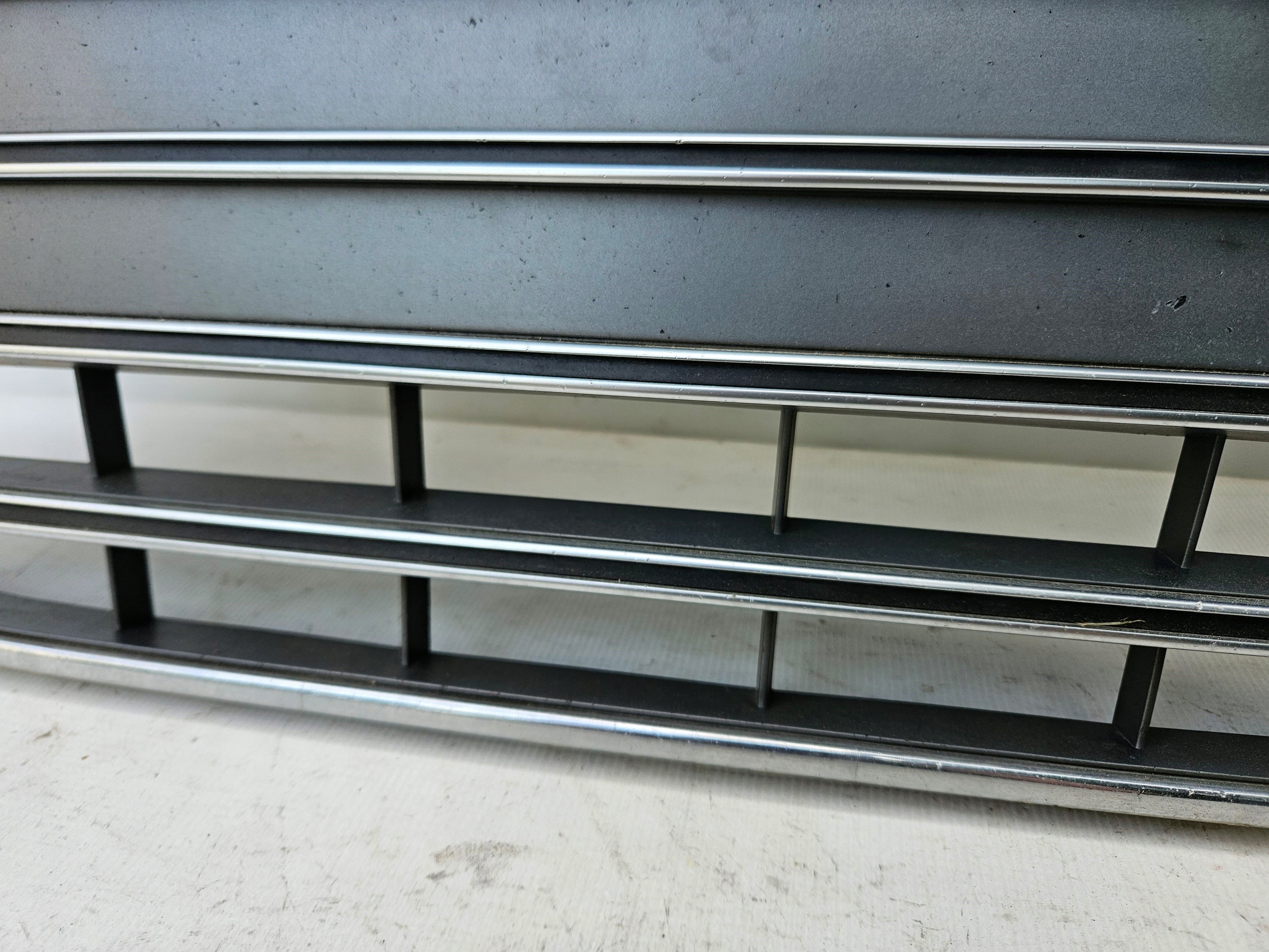 Kühlergrill Audi C7 4G S6 FRONTGRILL 4G0853653Bg Kühlergitter