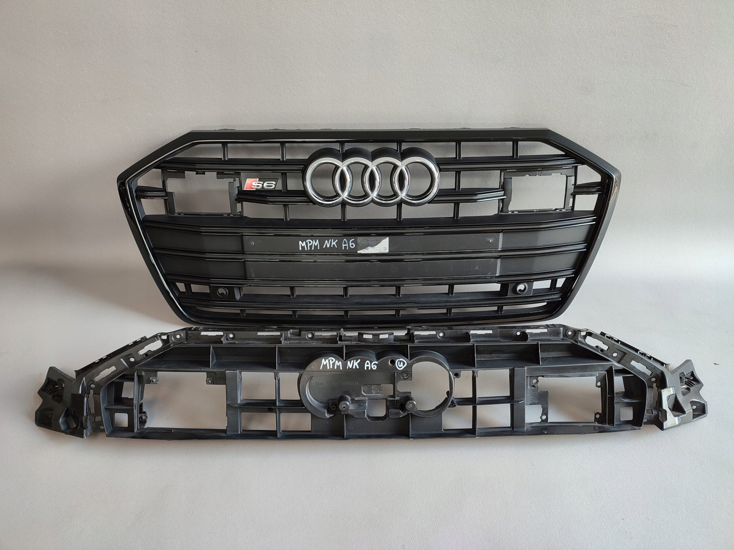  Grille de radiateur Audi S6 C8 4K0 GRILLE AVANT 4K0853651E4 grille de radiateur  product image