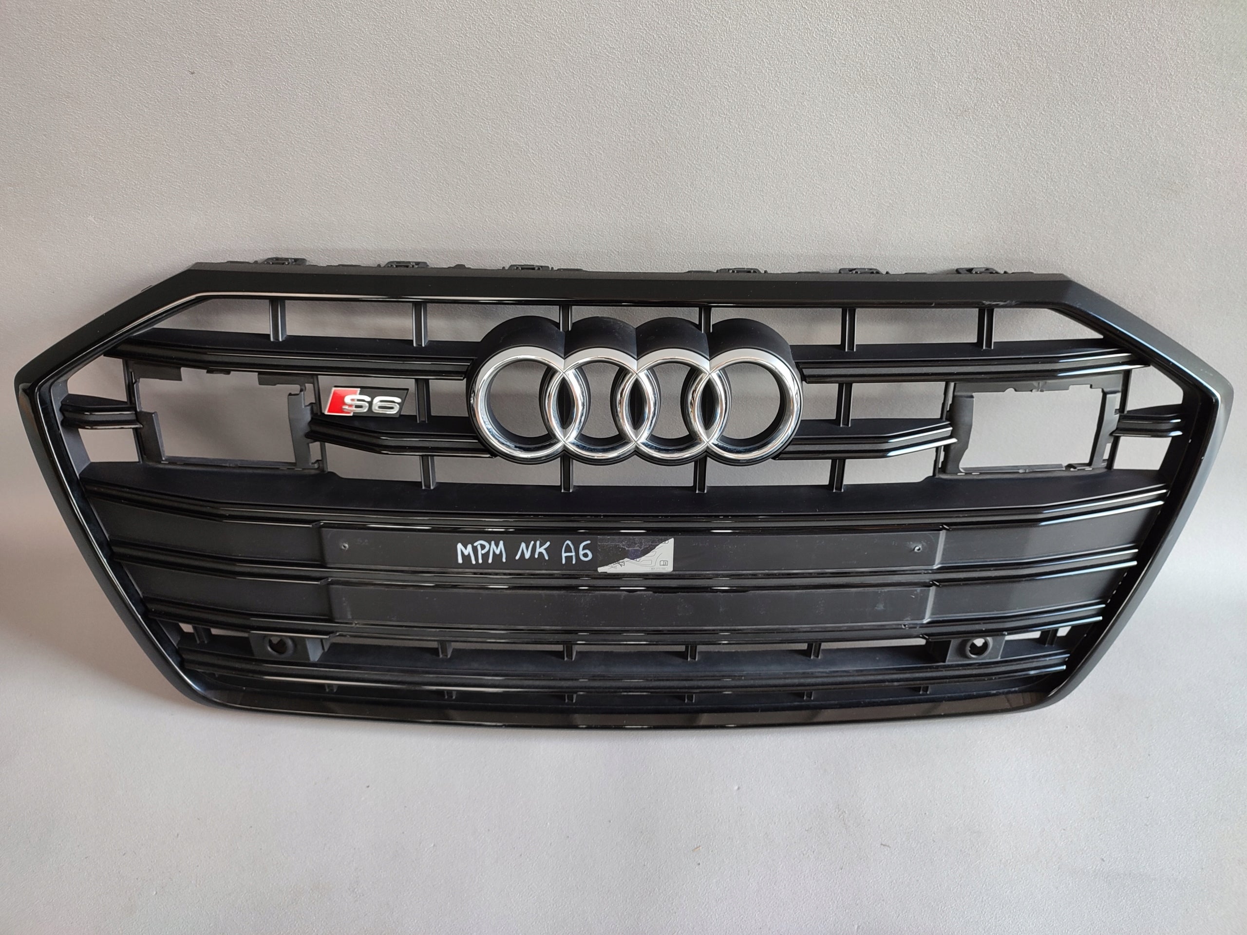 Kühlergrill Audi S6 C8 4K0 FRONTGRILL 4K0853651E4 Kühlergitter