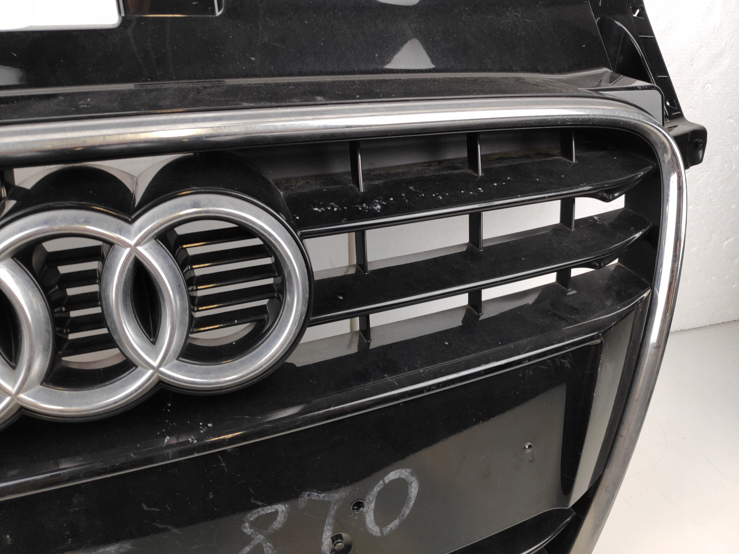 Kühlergrill Audi TT 8J FRONTGRILL 8J0853651H Kühlergitter