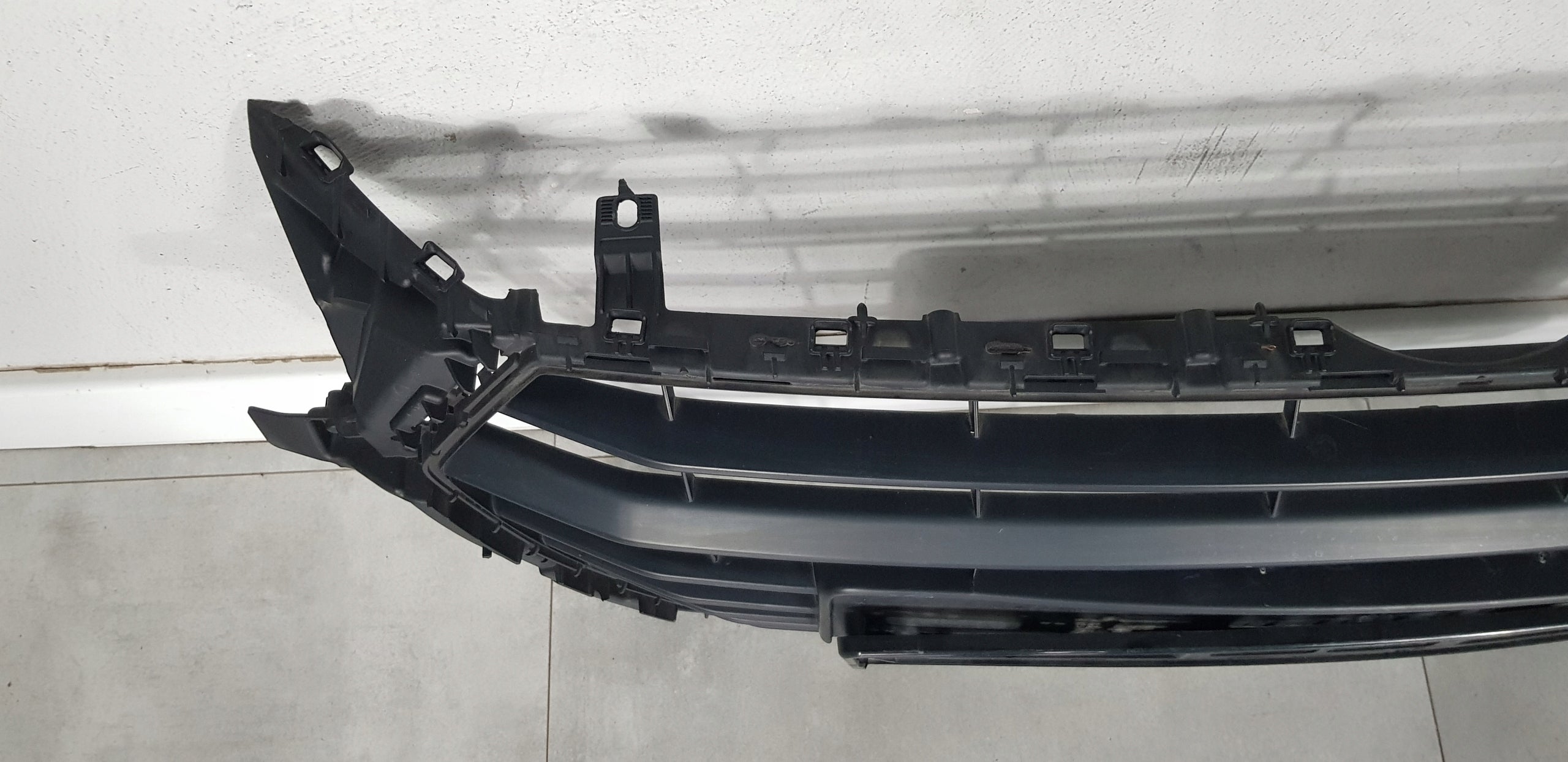 Kühlergrill Audi TT 8S FRONTGRILL 8S0853651Au Kühlergitter