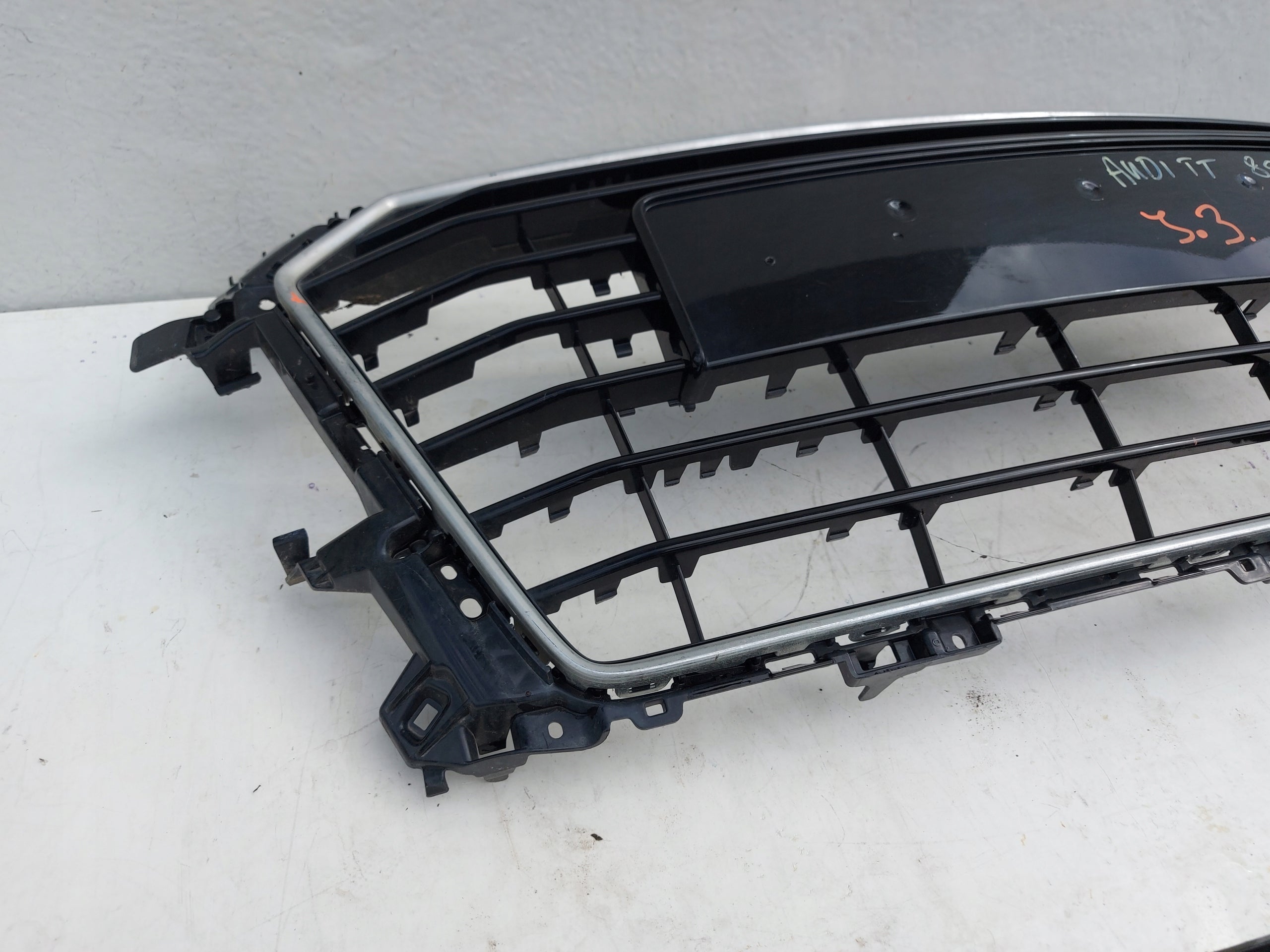 Kühlergrill Audi TT 8S FRONTGRILL 8s0853651ko Kühlergitter