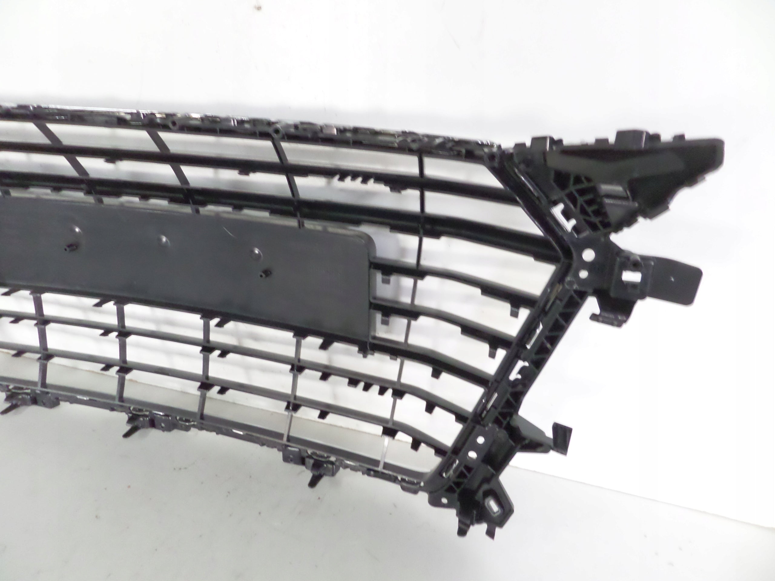 Kühlergrill Audi TT 8S FRONTGRILL 8S0853651 Kühlergitter