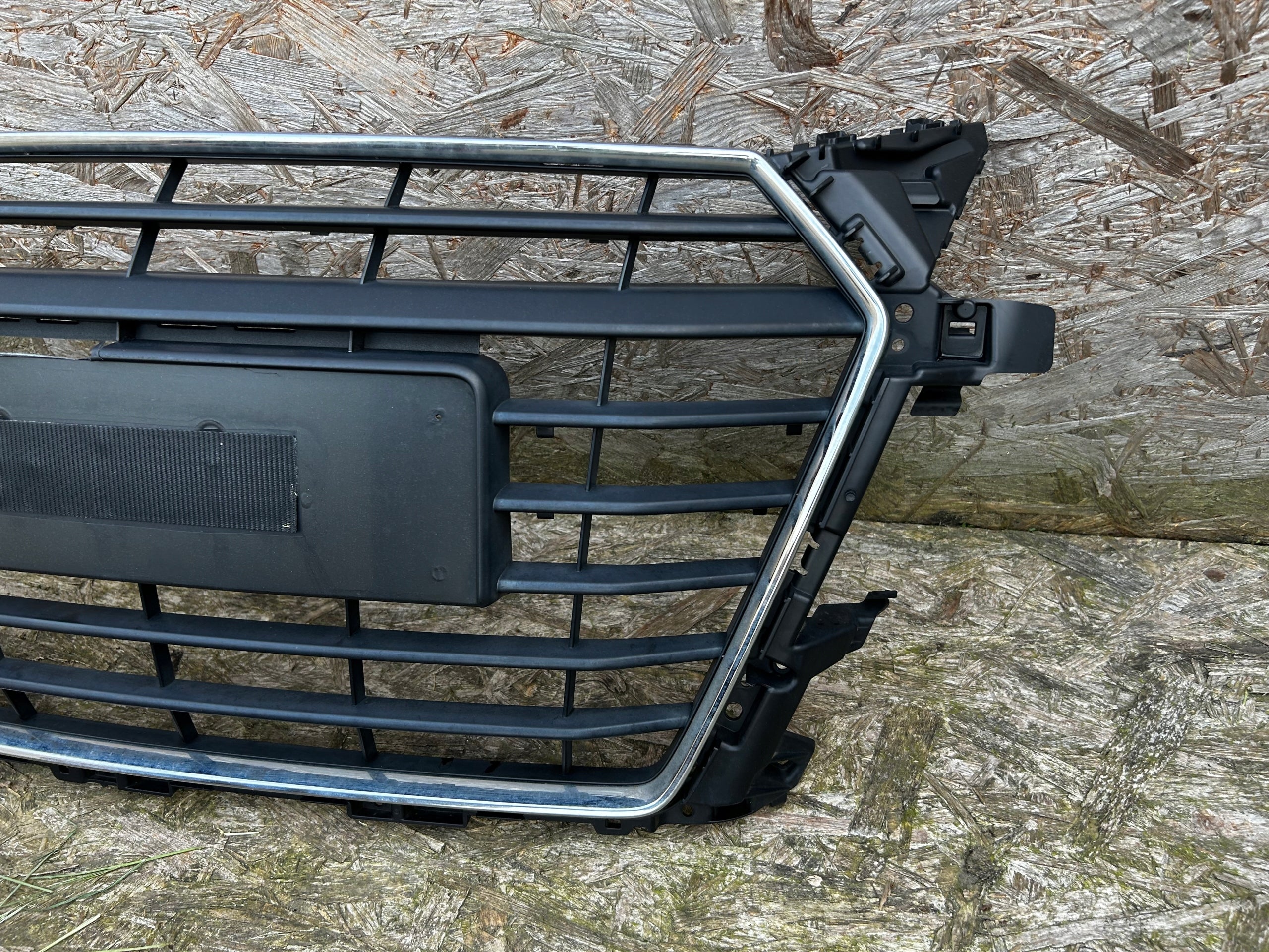 Kühlergrill Audi TT FRONTGRILL 8S0853651Au Kühlergitter