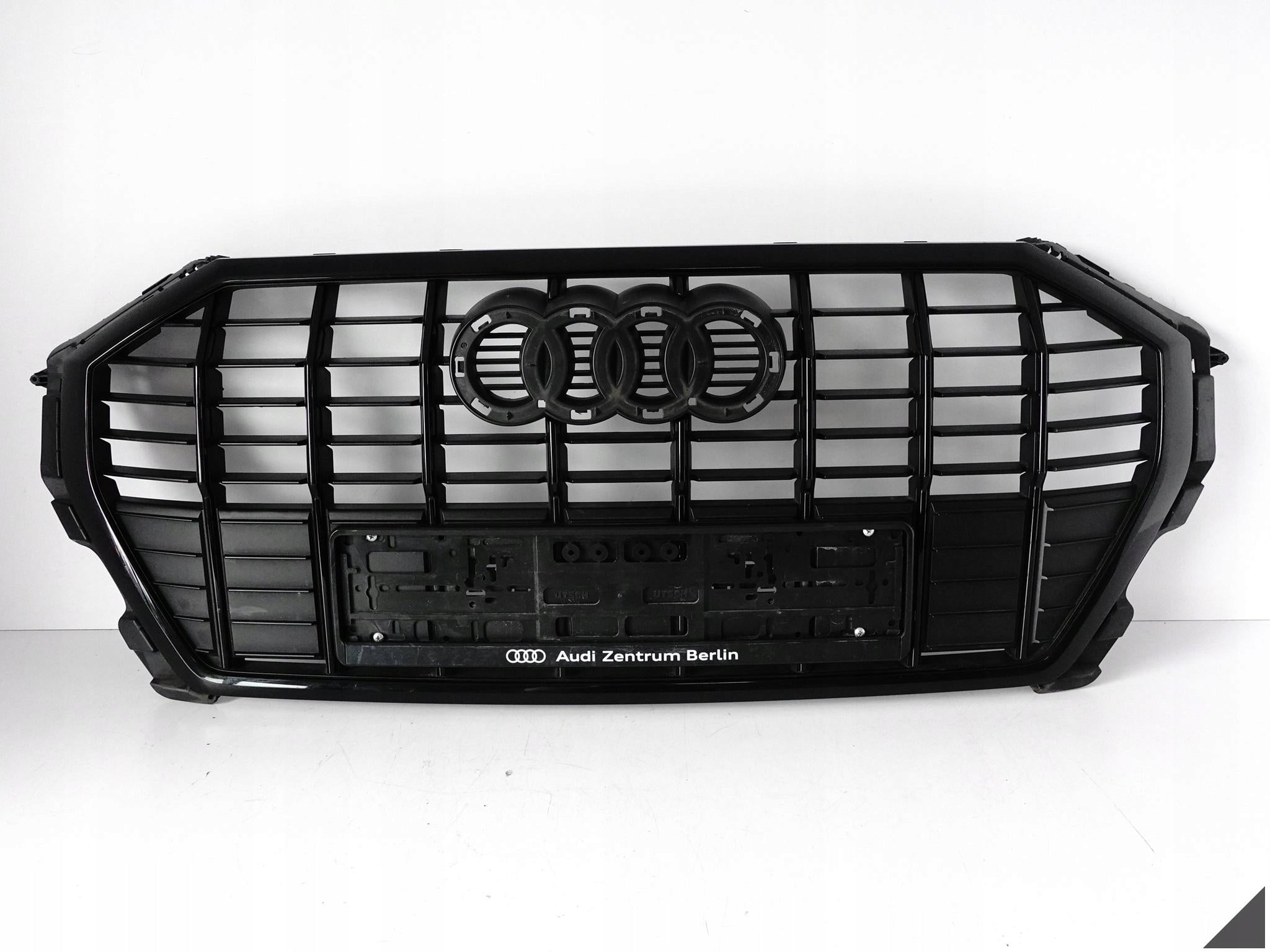 Kühlergrill Audi Q3 FRONTGRILL 83A853651B Kühlergitter