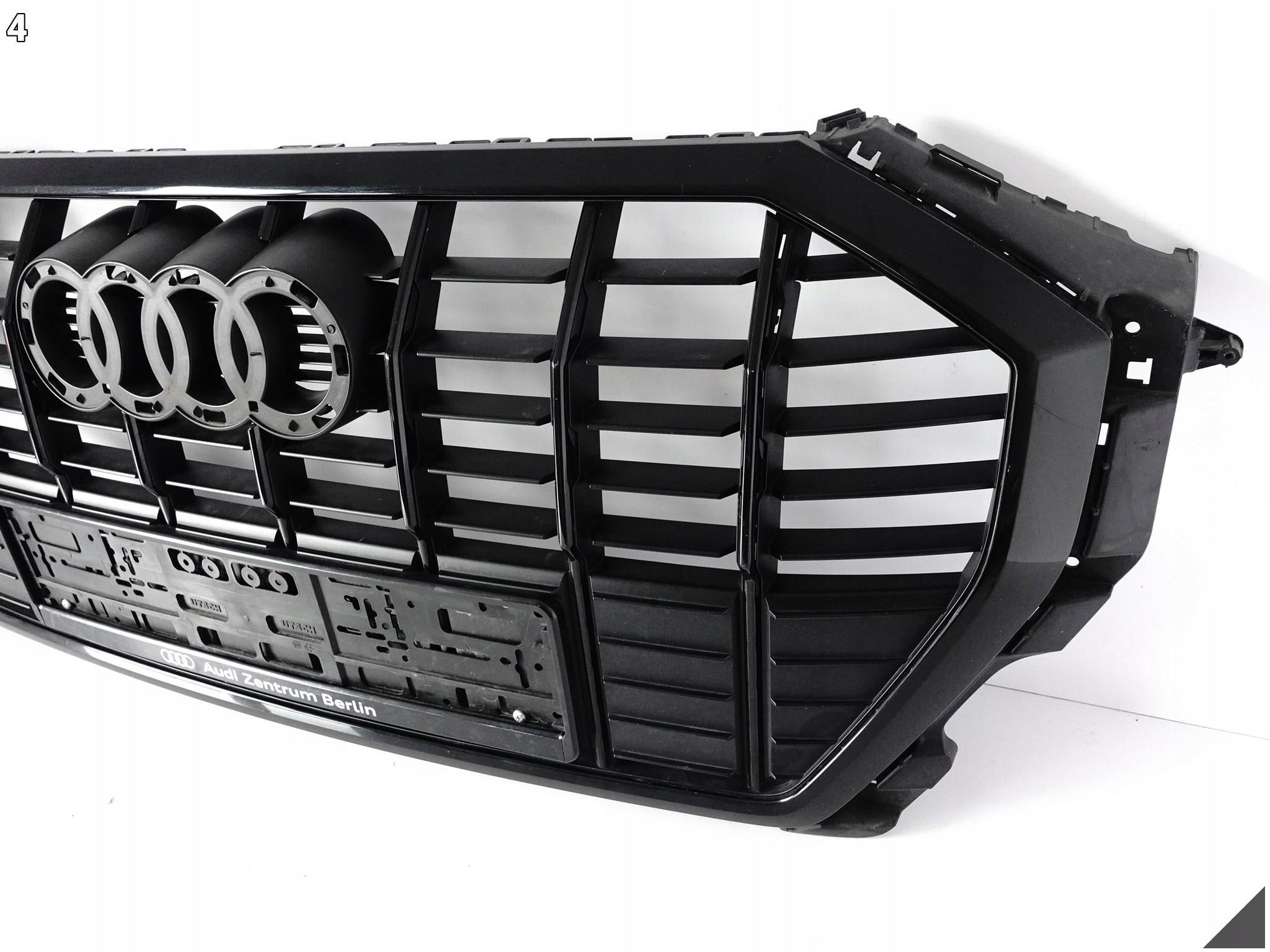 Kühlergrill Audi Q3 FRONTGRILL 83A853651B Kühlergitter