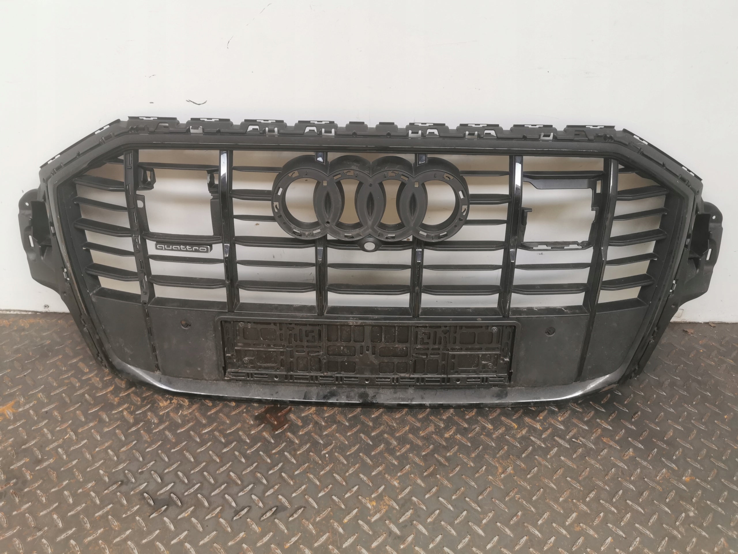  Kühlergrill Audi Q7 FRONTGRILL 4M0853651AJ Kühlergitter product image