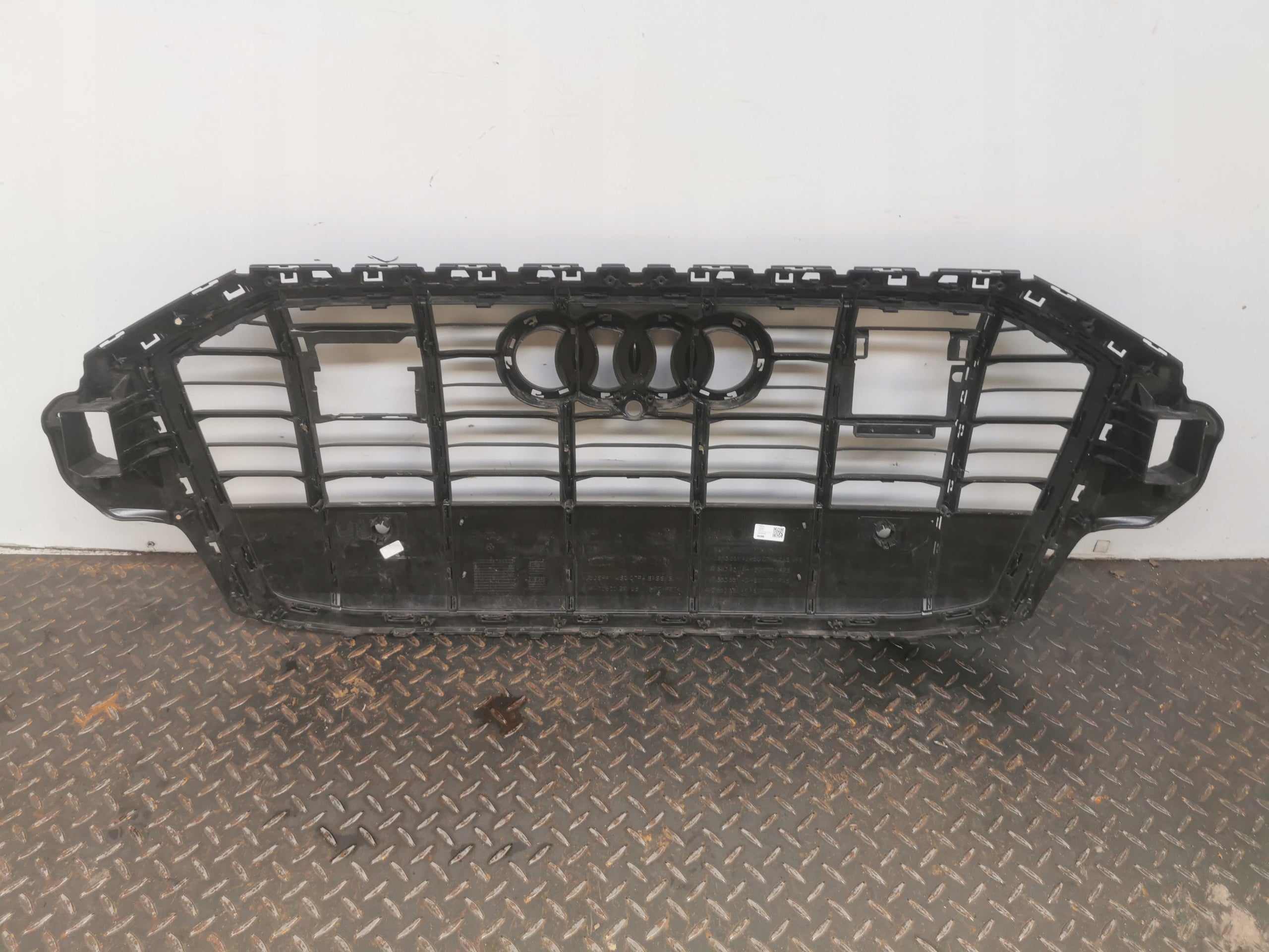 Kühlergrill Audi Q7 FRONTGRILL 4M0853651AJ Kühlergitter