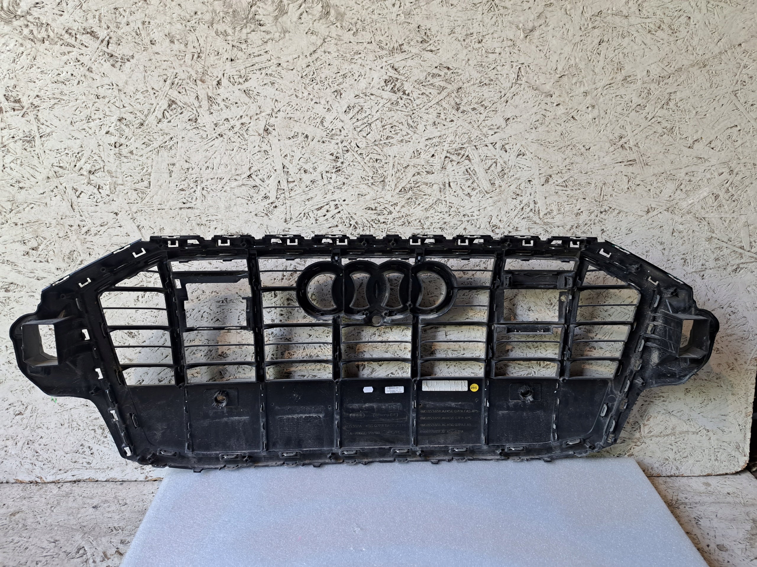 Kühlergrill Audi Q7 FRONTGRILL 4M0853651 Kühlergitter