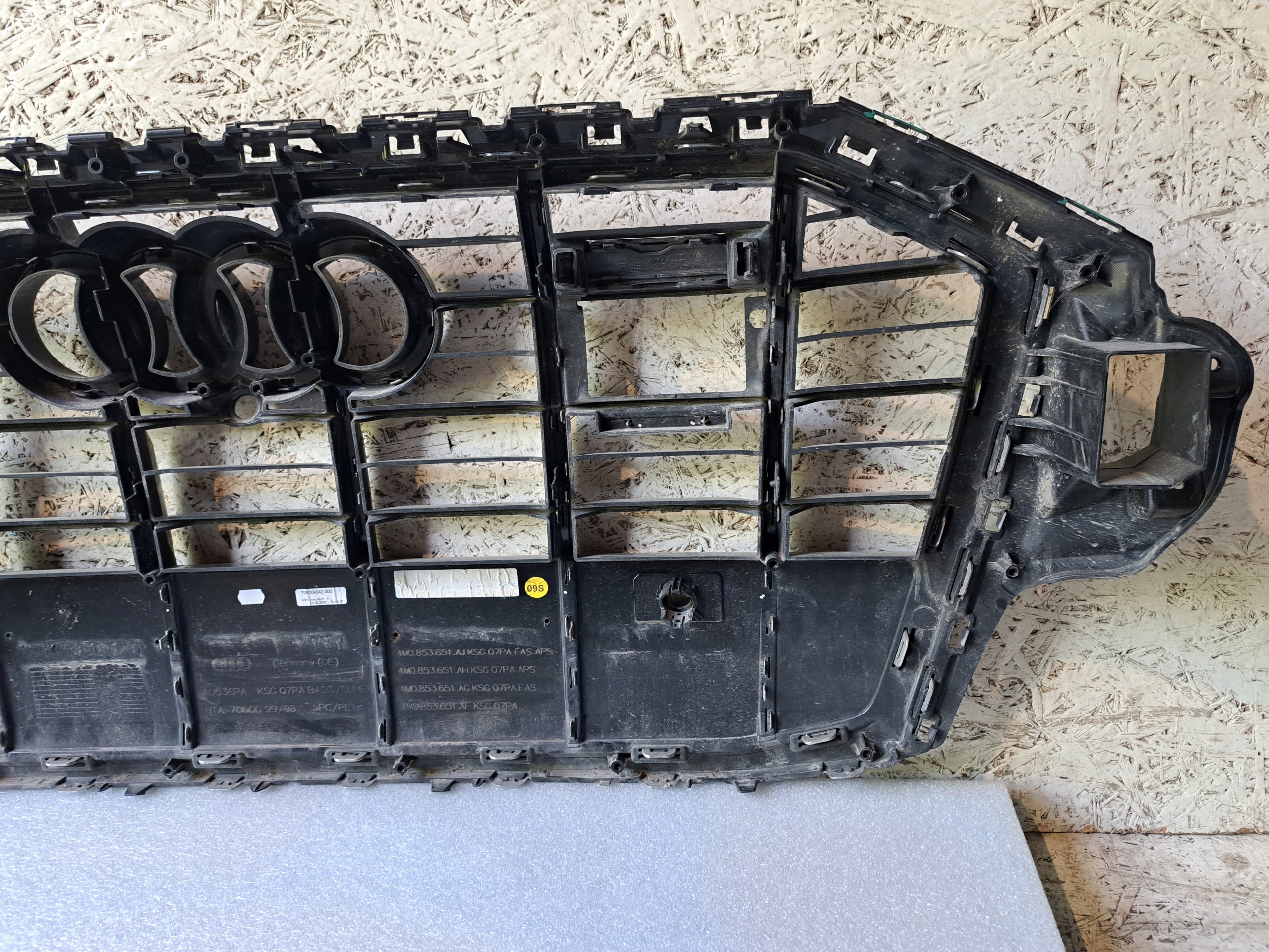 Kühlergrill Audi Q7 FRONTGRILL 4M0853651 Kühlergitter