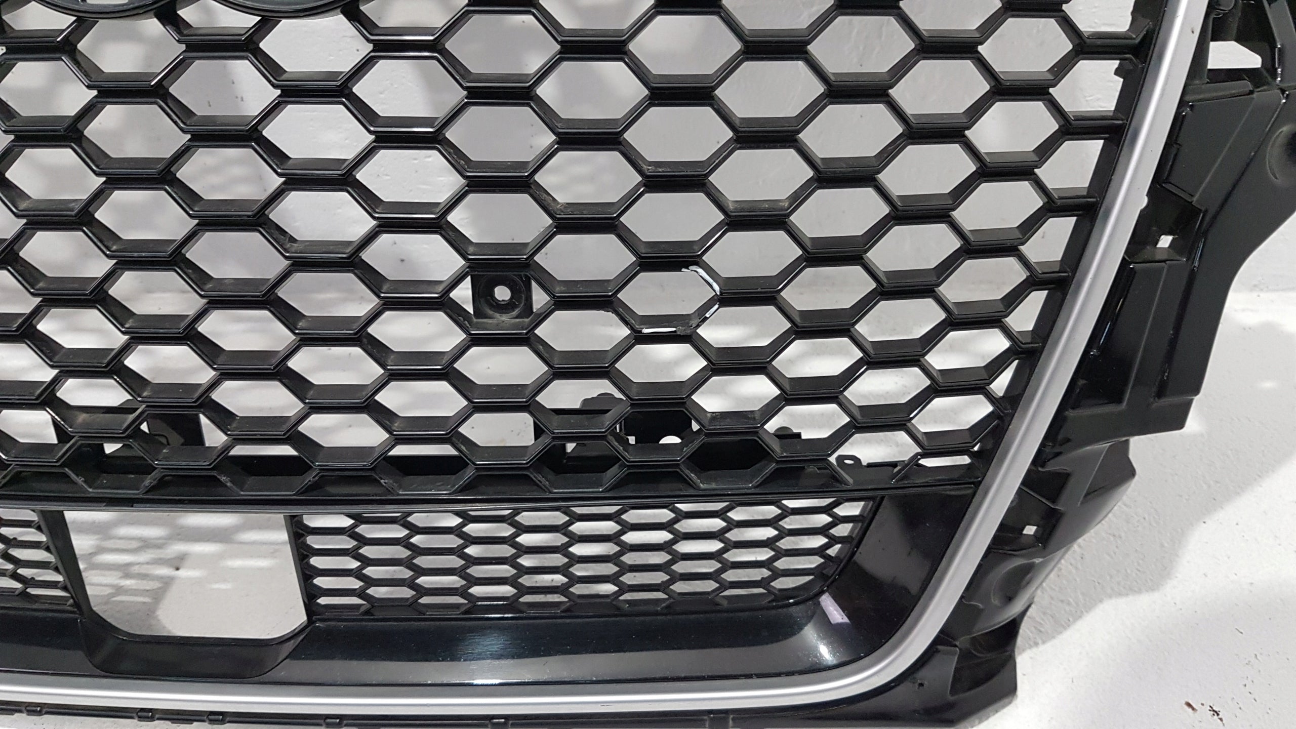 Kühlergrill Audi RS3 FRONTGRILL 8V48536538V Kühlergitter