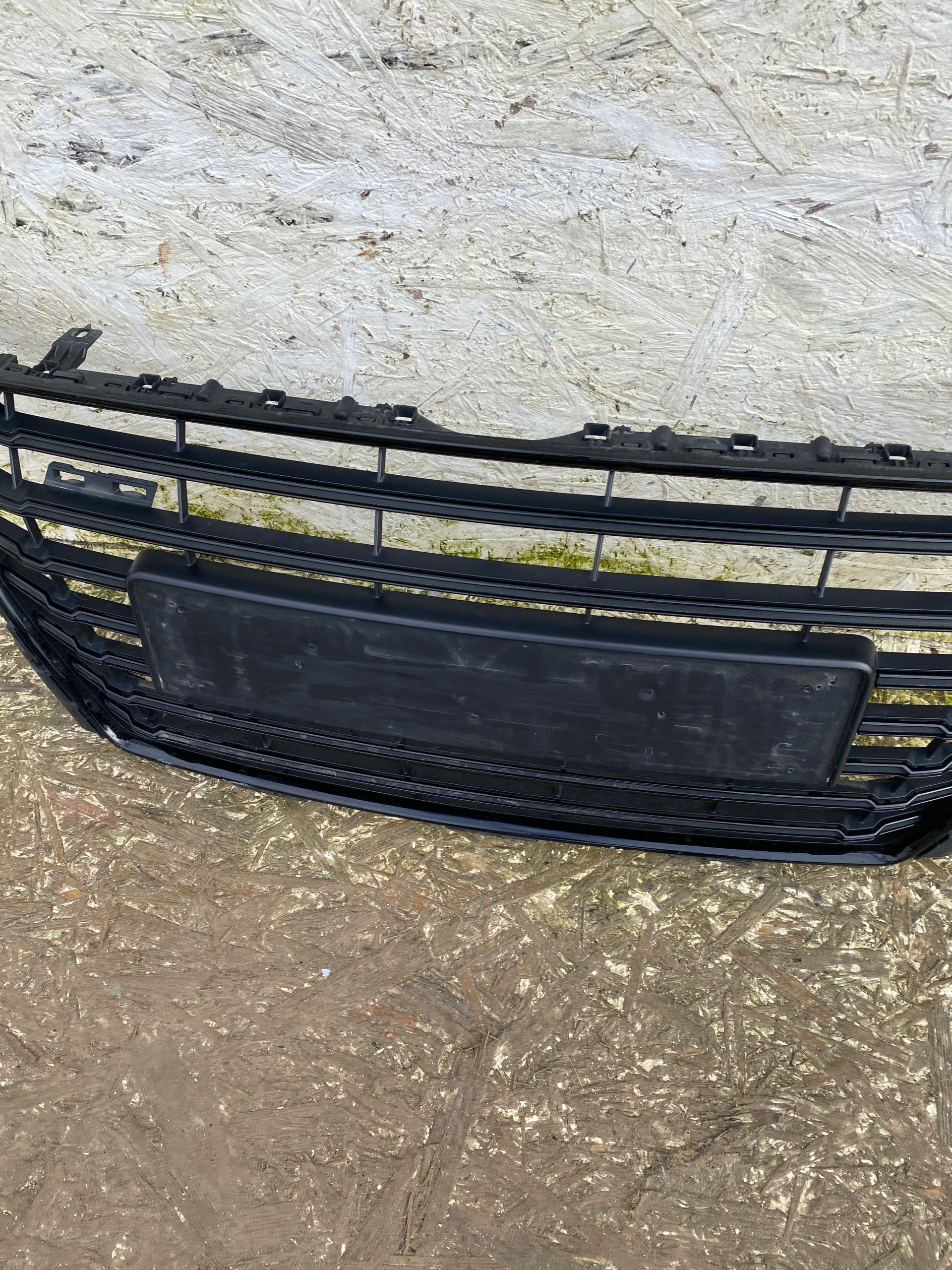 Kühlergrill Audi TTS FRONTGRILL 8S0853651A Kühlergitter