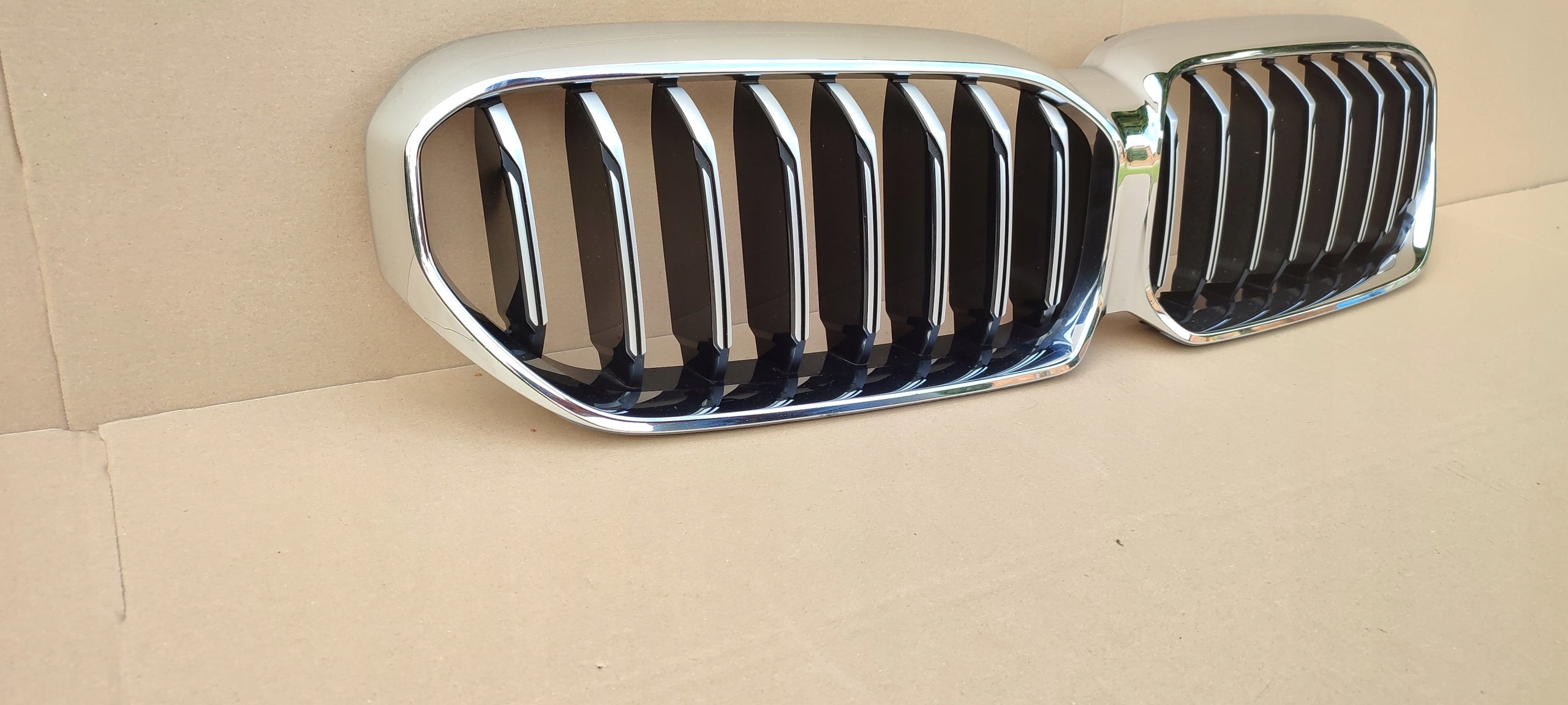 Kühlergrill BMW G30 G31 G38 FRONTGRILL 9852283 Kühlergitter