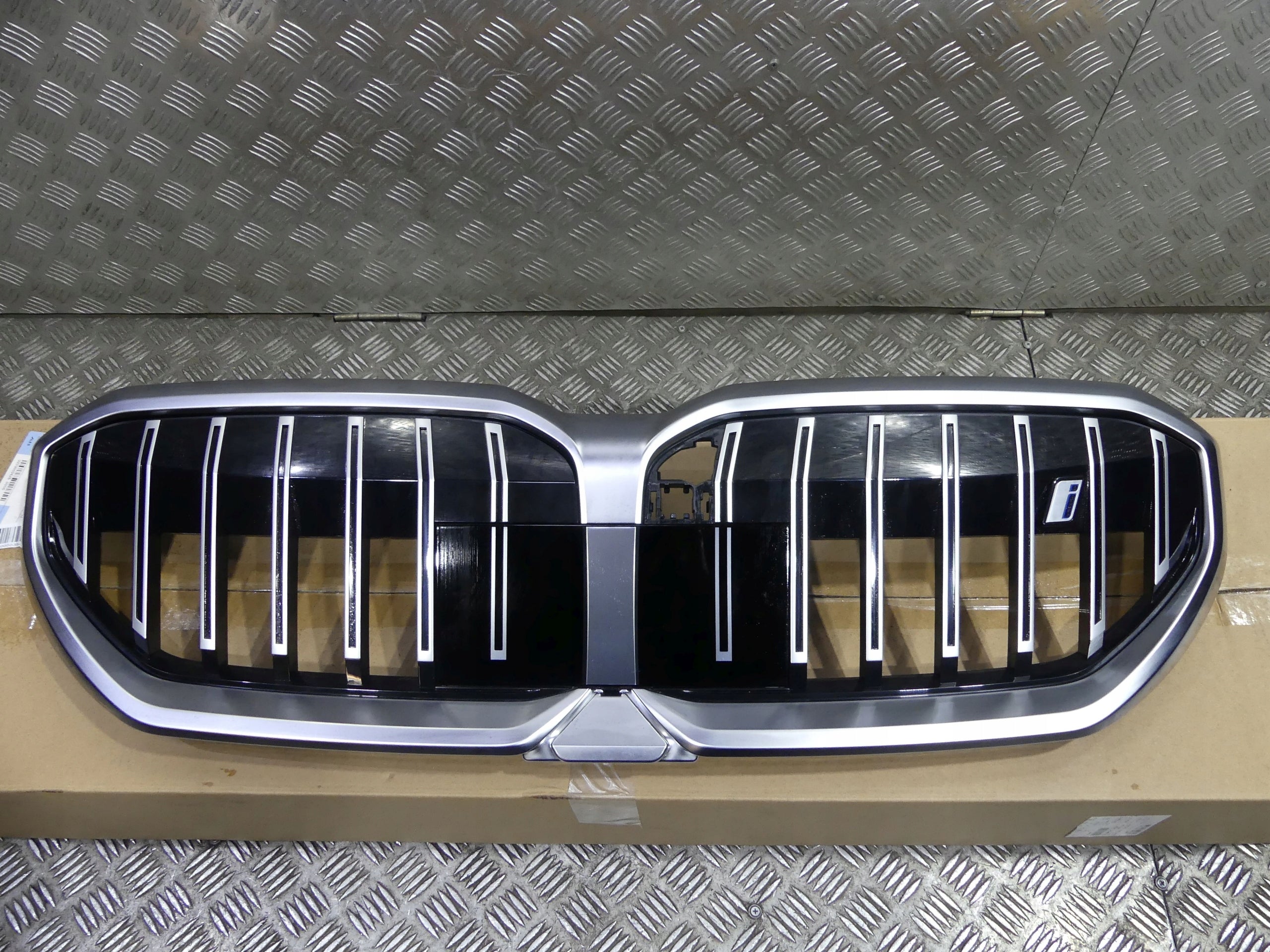  Kühlergrill BMW G60 I5 FRONTGRILL 5A017A9 Kühlergitter product image