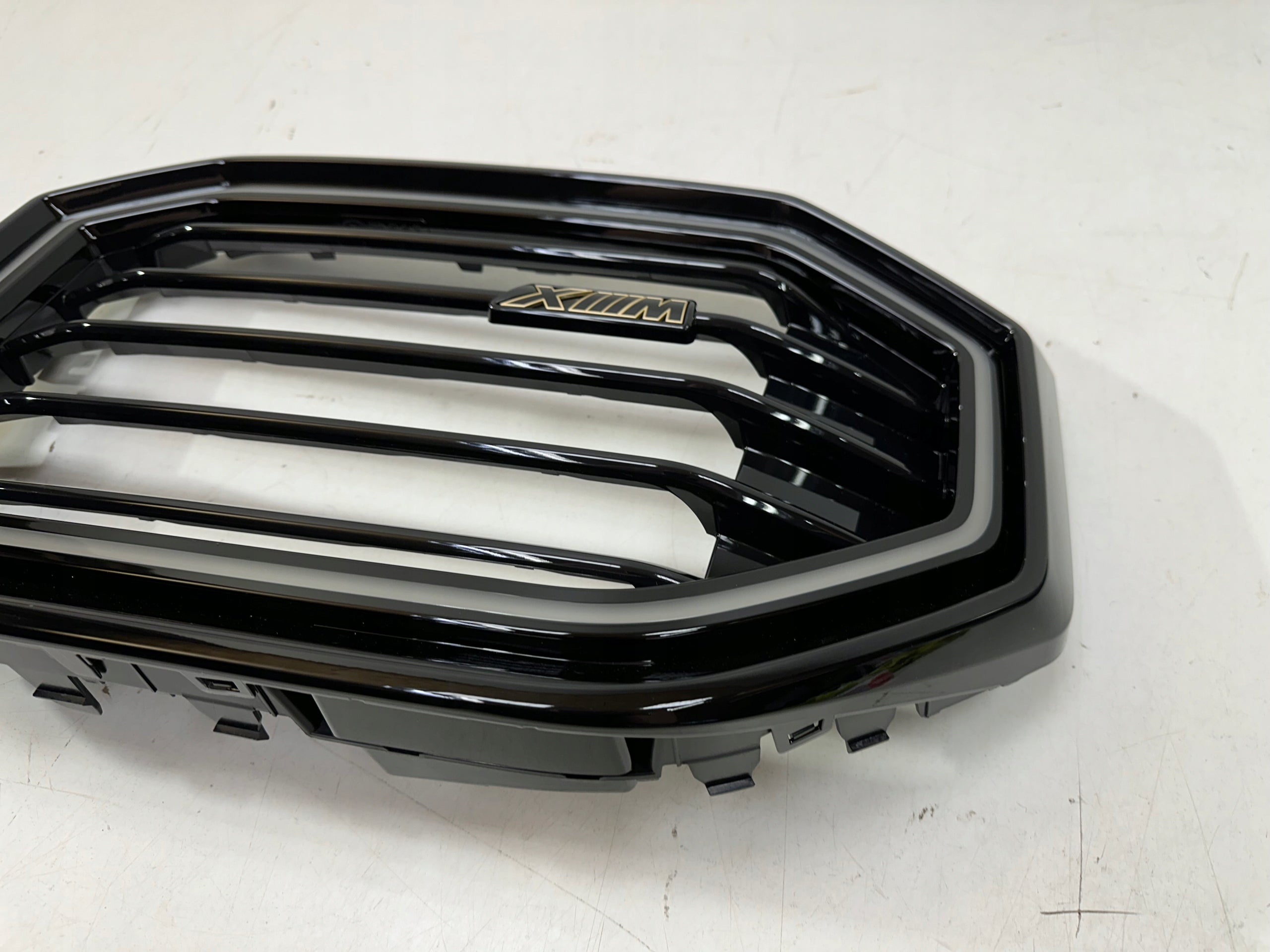 Kühlergrill BMW G09 XM FRONTGRILL Kühlergitter