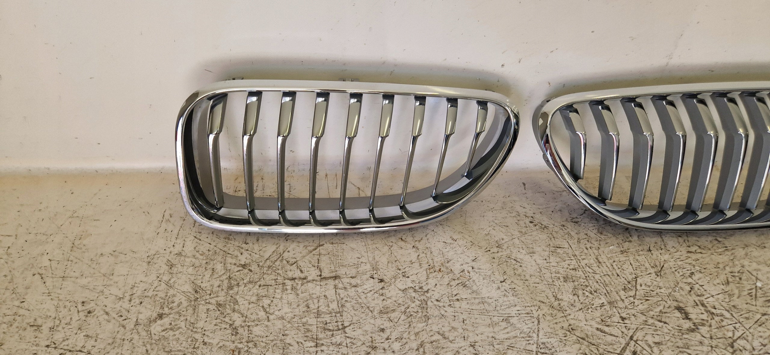 Kühlergrill BMW F12 F13 FRONTGRILL 7370390 Kühlergitter