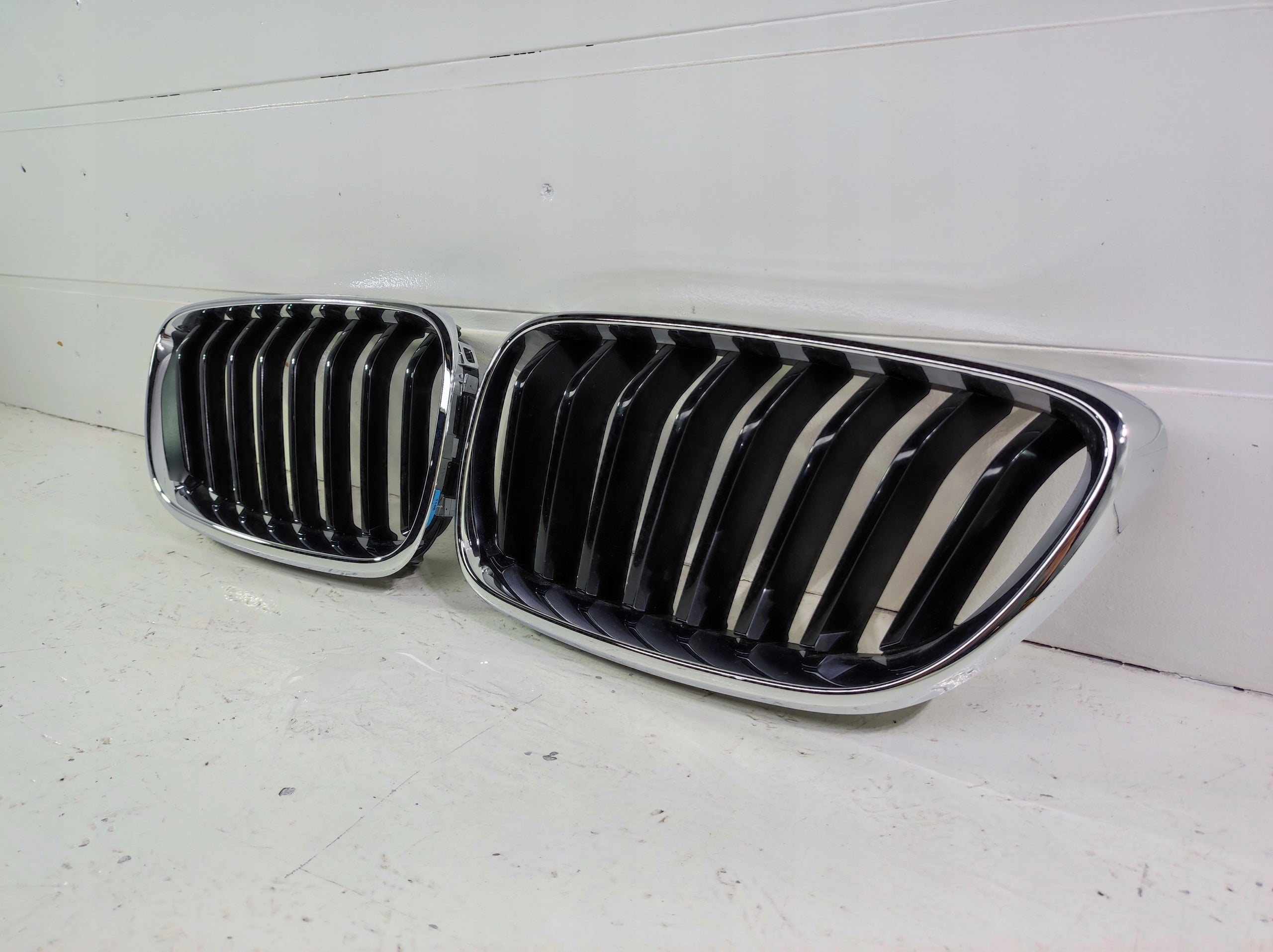 Kühlergrill BMW 2 F22 F23 FRONTGRILL 7295522 Kühlergitter