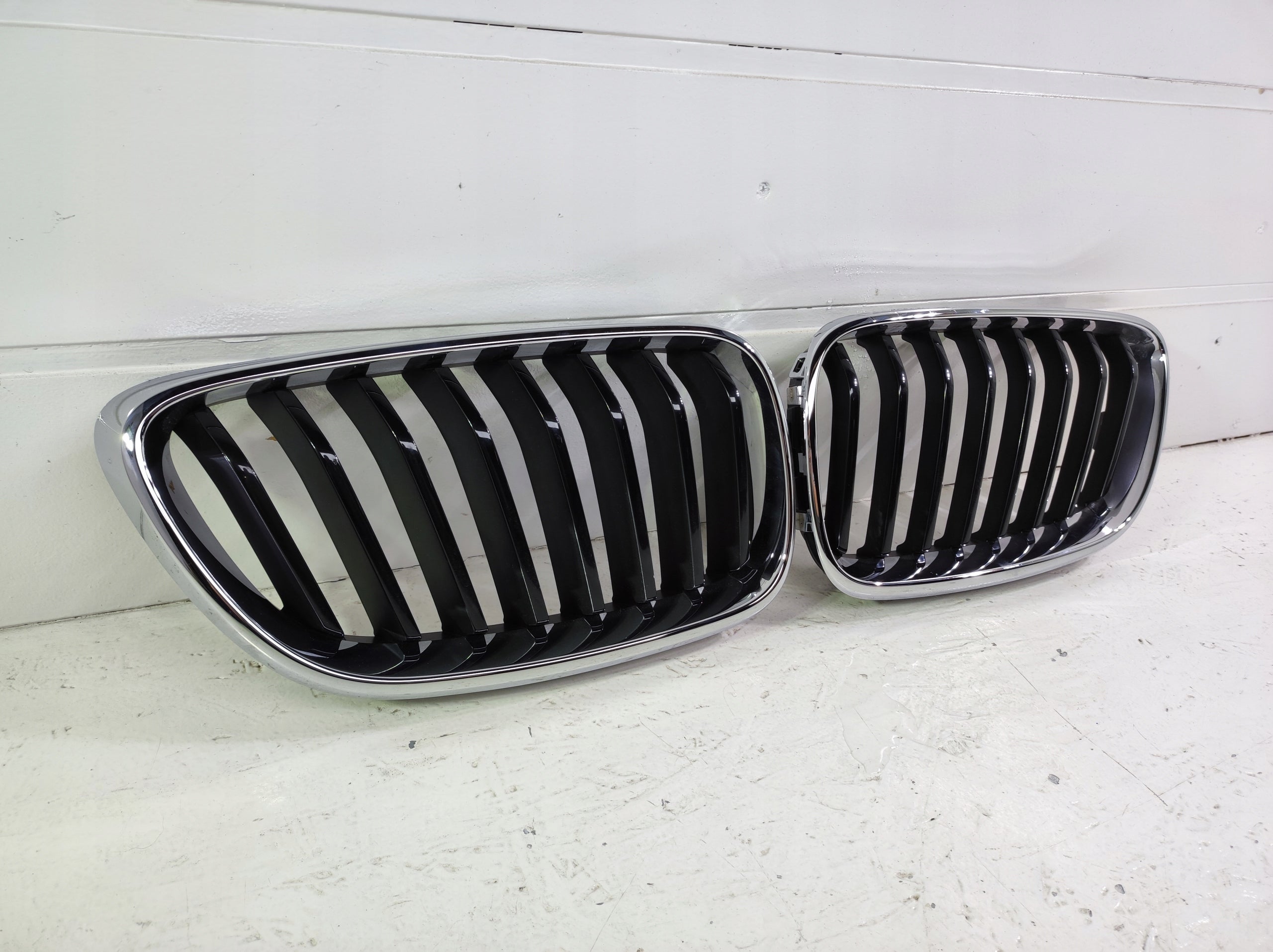 Kühlergrill BMW 2 F22 F23 FRONTGRILL 7295522 Kühlergitter