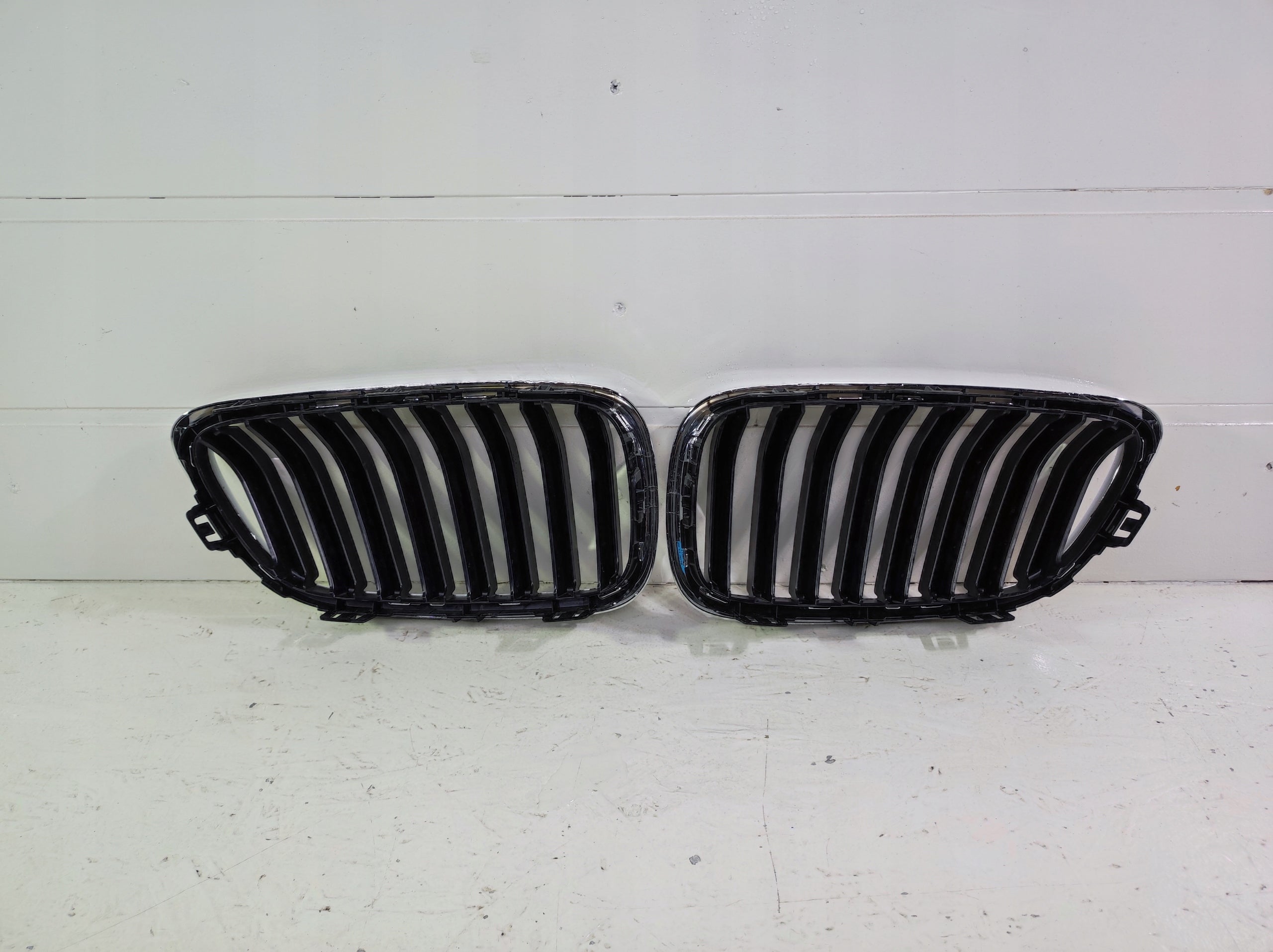 Kühlergrill BMW 2 F22 F23 FRONTGRILL 7295522 Kühlergitter