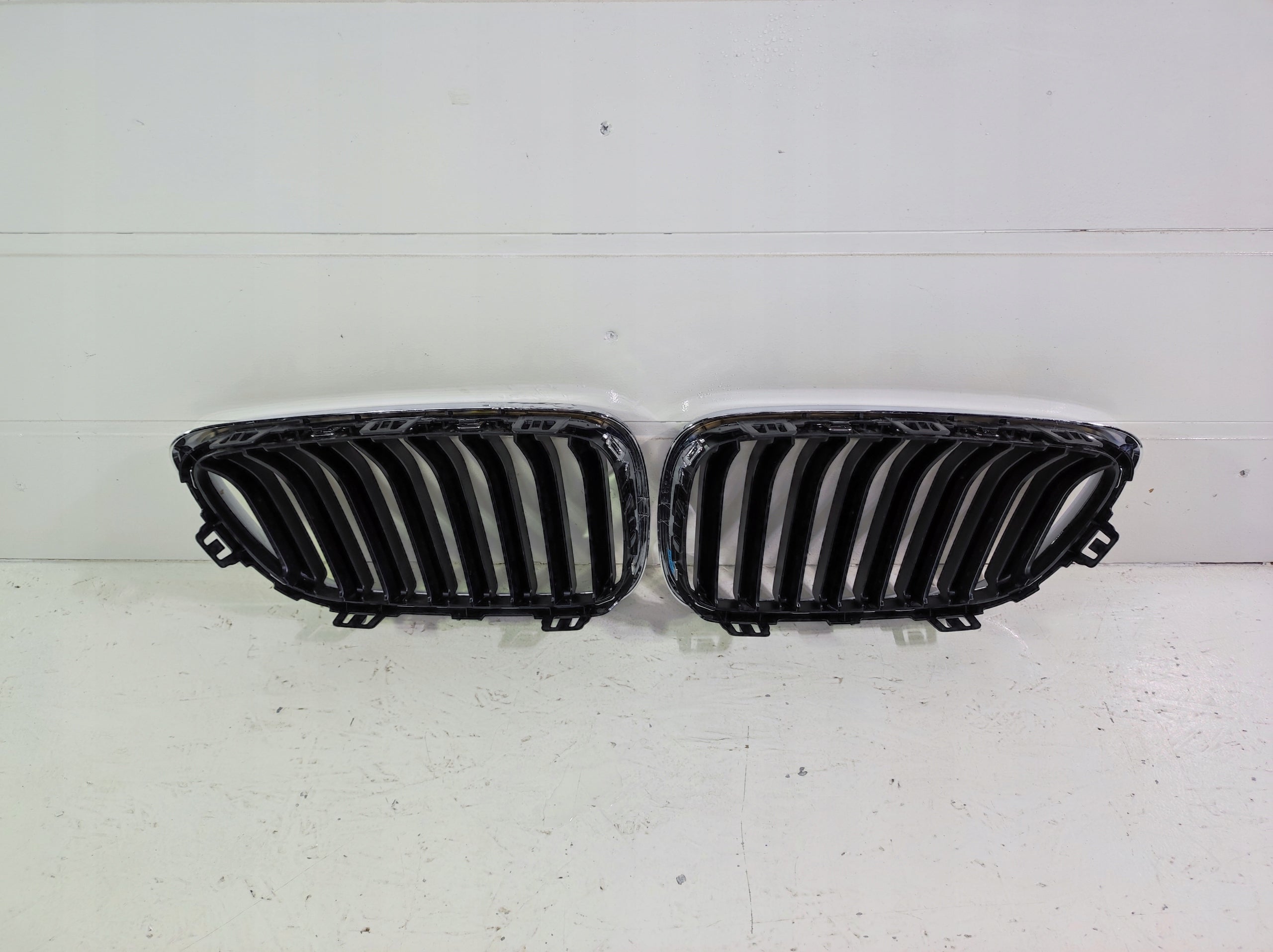 Kühlergrill BMW 2 F22 F23 FRONTGRILL 7295522 Kühlergitter