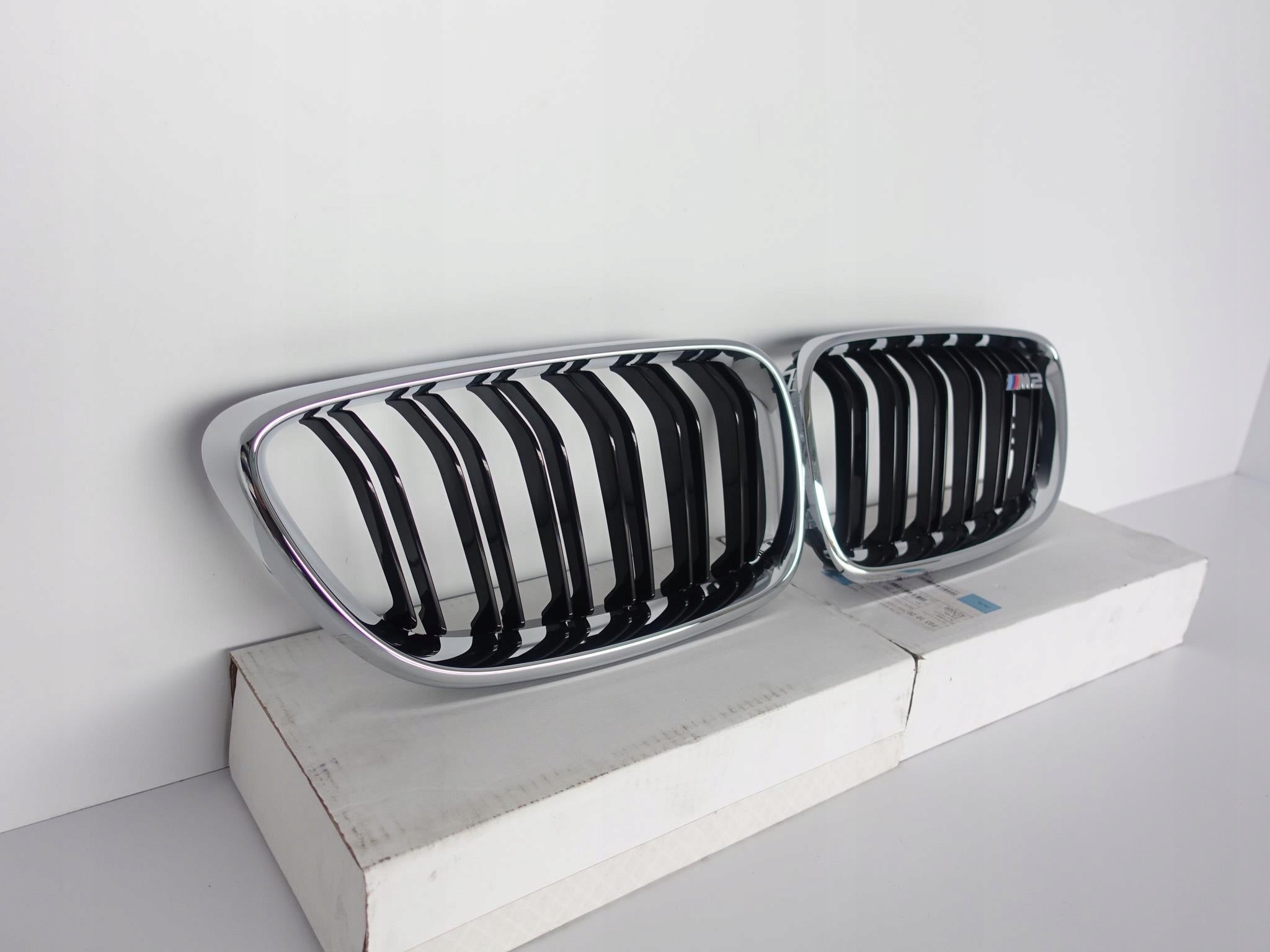 Kühlergrill BMW M2 F22 F23 2 F87 FRONTGRILL 2355447 Kühlergitter