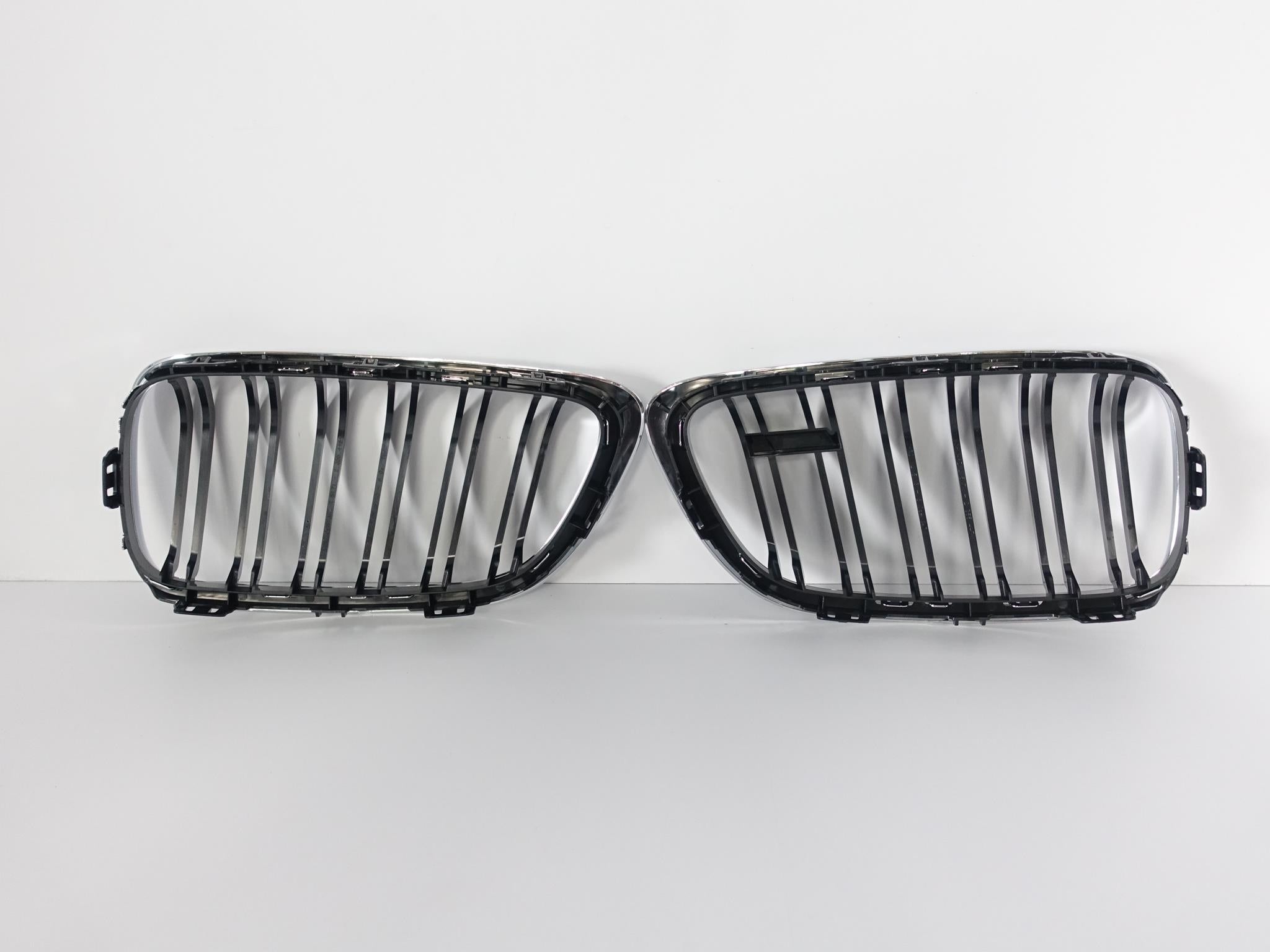 Kühlergrill BMW M2 F22 F23 2 F87 FRONTGRILL 2355447 Kühlergitter