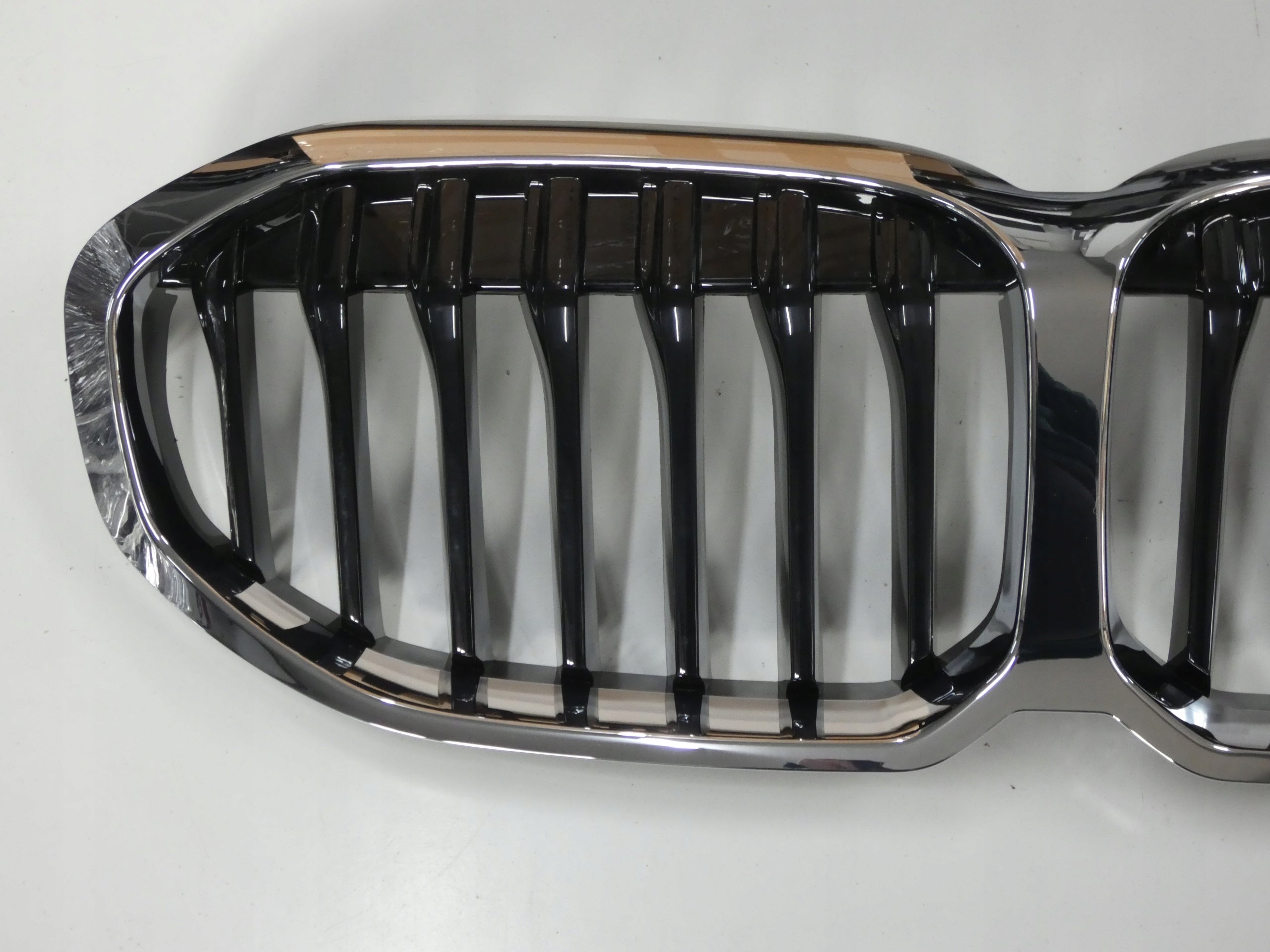 Kühlergrill BMW F40 FRONTGRILL 2511170 Kühlergitter