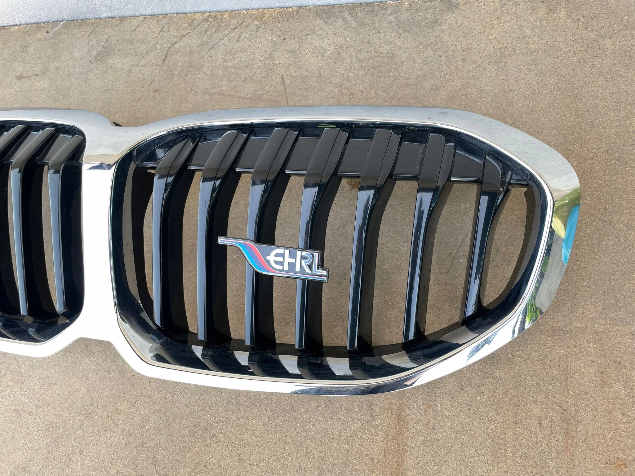 Kühlergrill BMW F40 FRONTGRILL 7076895 Kühlergitter