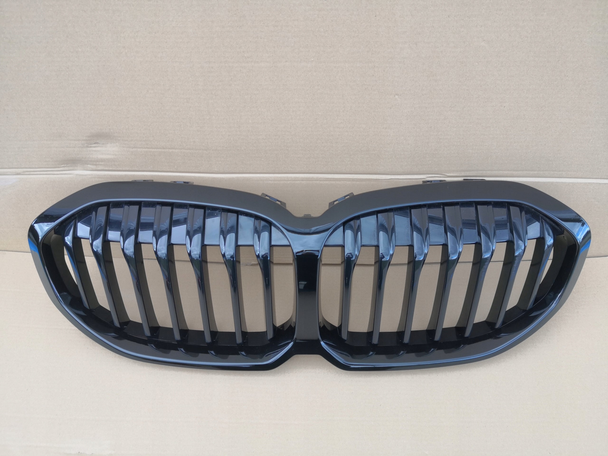 Kühlergrill BMW F40 FRONTGRILL 7450957 Kühlergitter