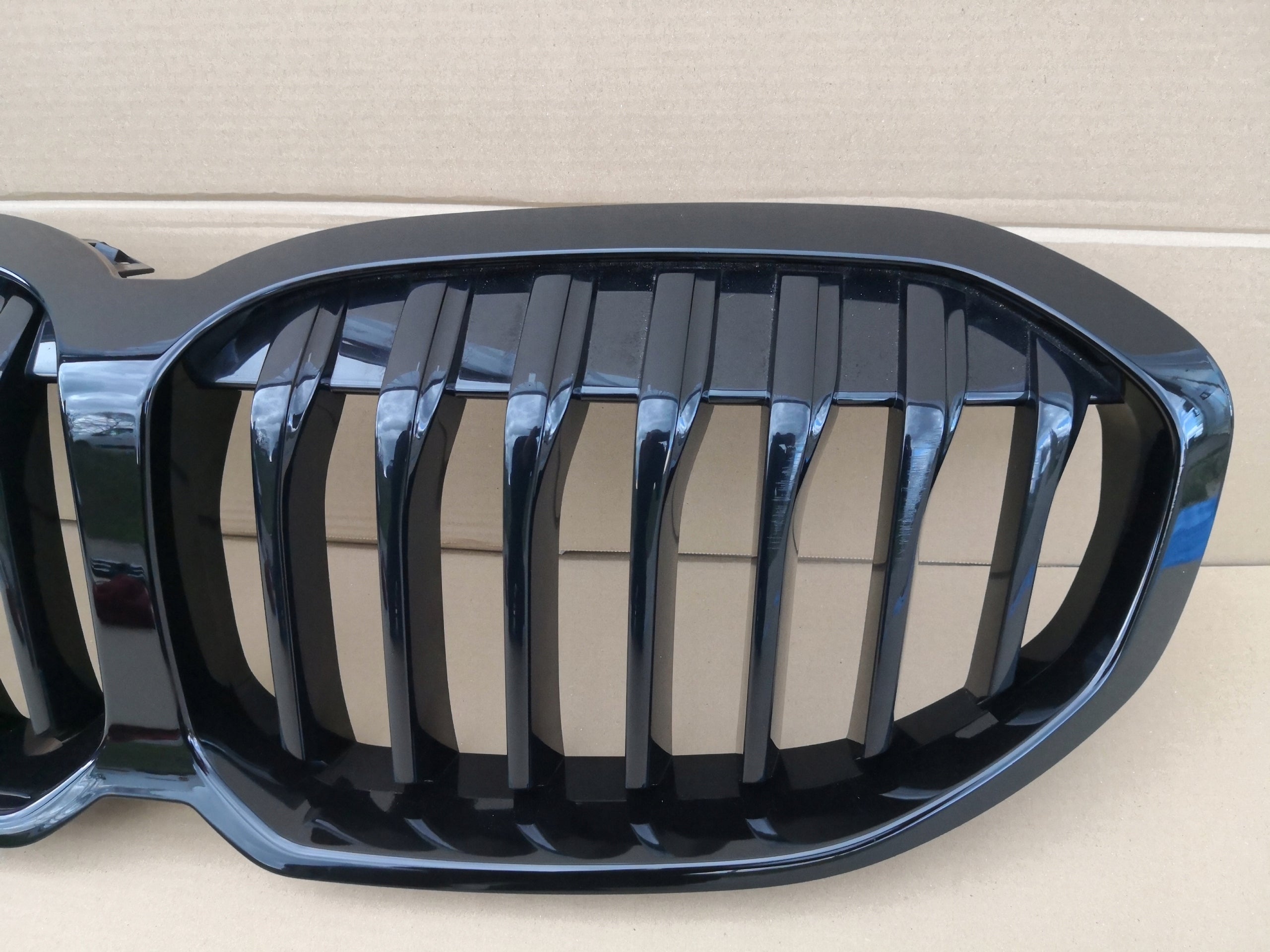 Kühlergrill BMW F40 FRONTGRILL 7450957 Kühlergitter