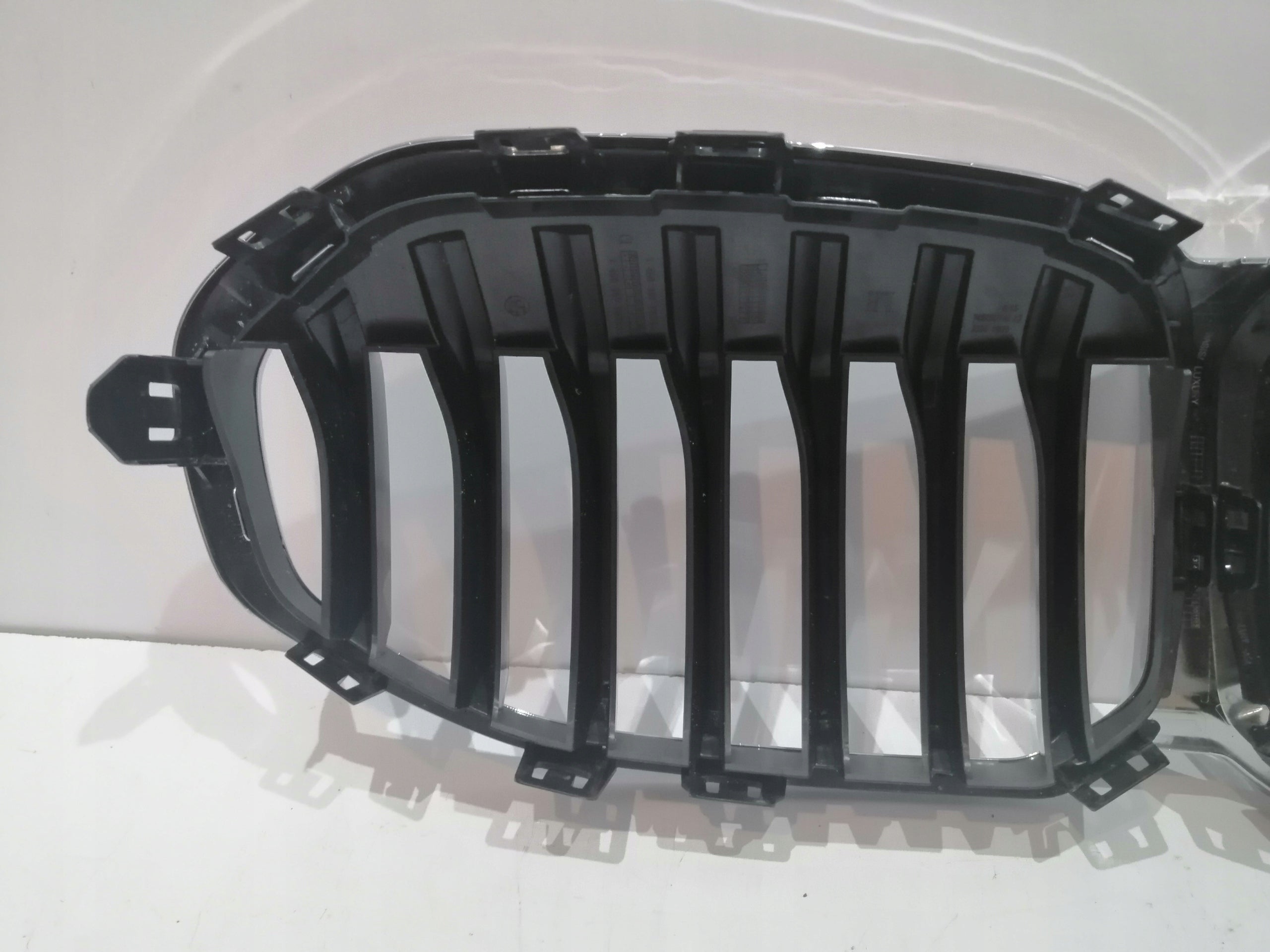 Kühlergrill BMW F40 FRONTGRILL 7450957 Kühlergitter