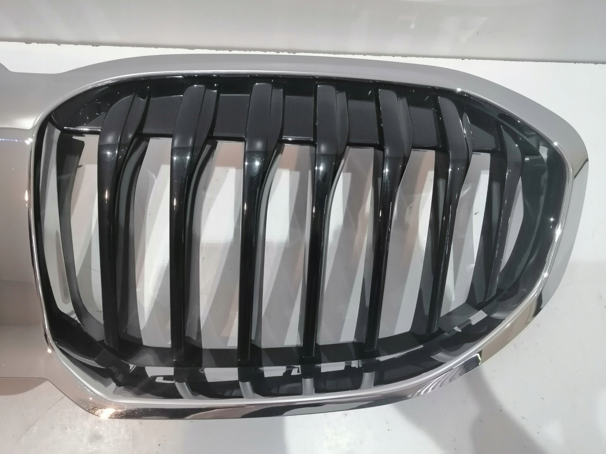 Kühlergrill BMW F40 FRONTGRILL 7450957 Kühlergitter