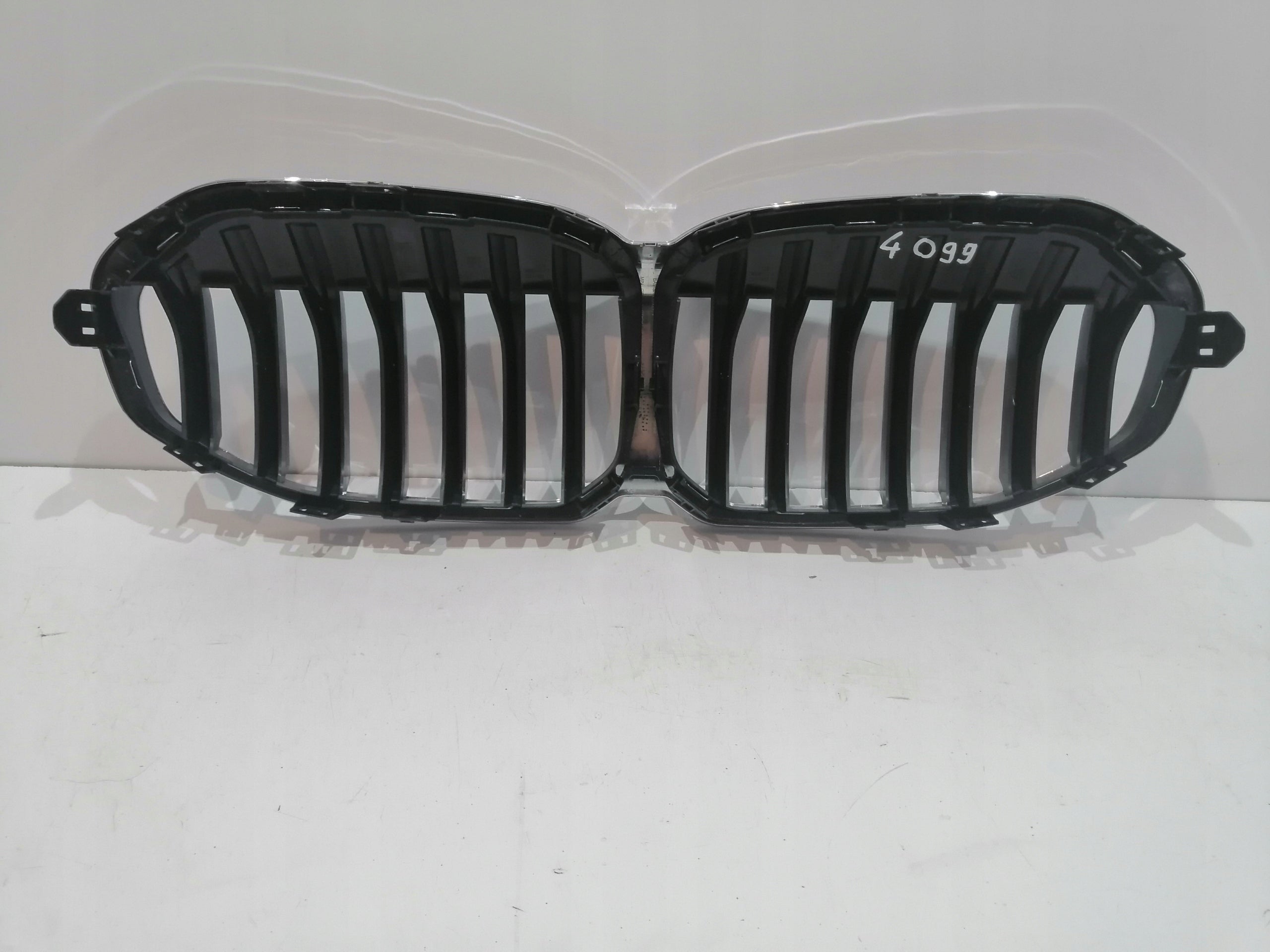 Kühlergrill BMW F40 FRONTGRILL 7450957 Kühlergitter