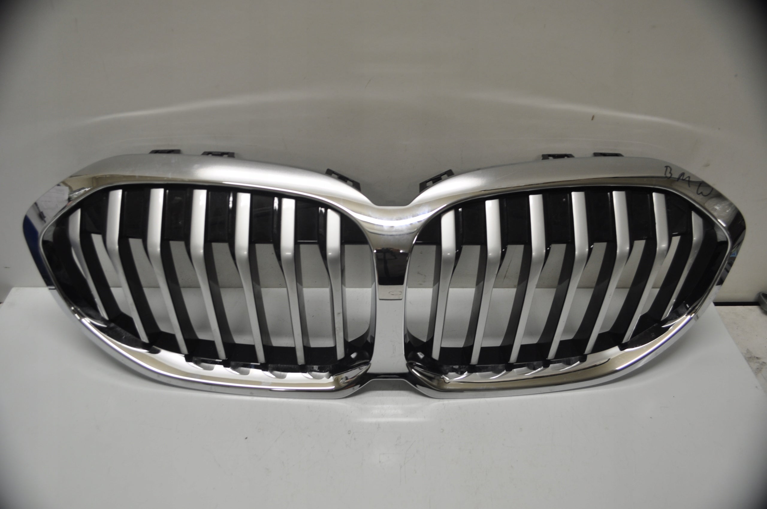 Kühlergrill BMW F40 FRONTGRILL 7450957 Kühlergitter