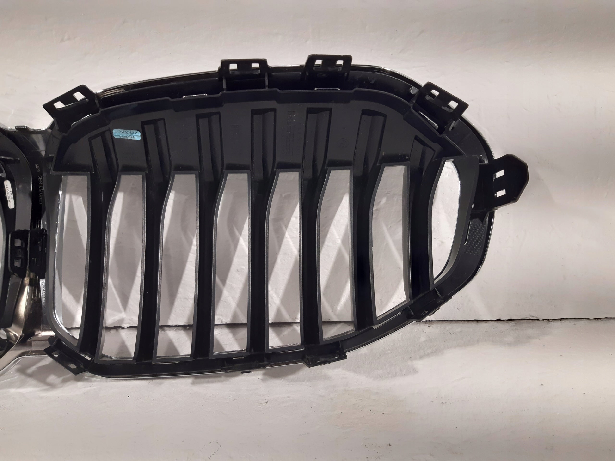 Kühlergrill BMW F40 FRONTGRILL 7456957 Kühlergitter