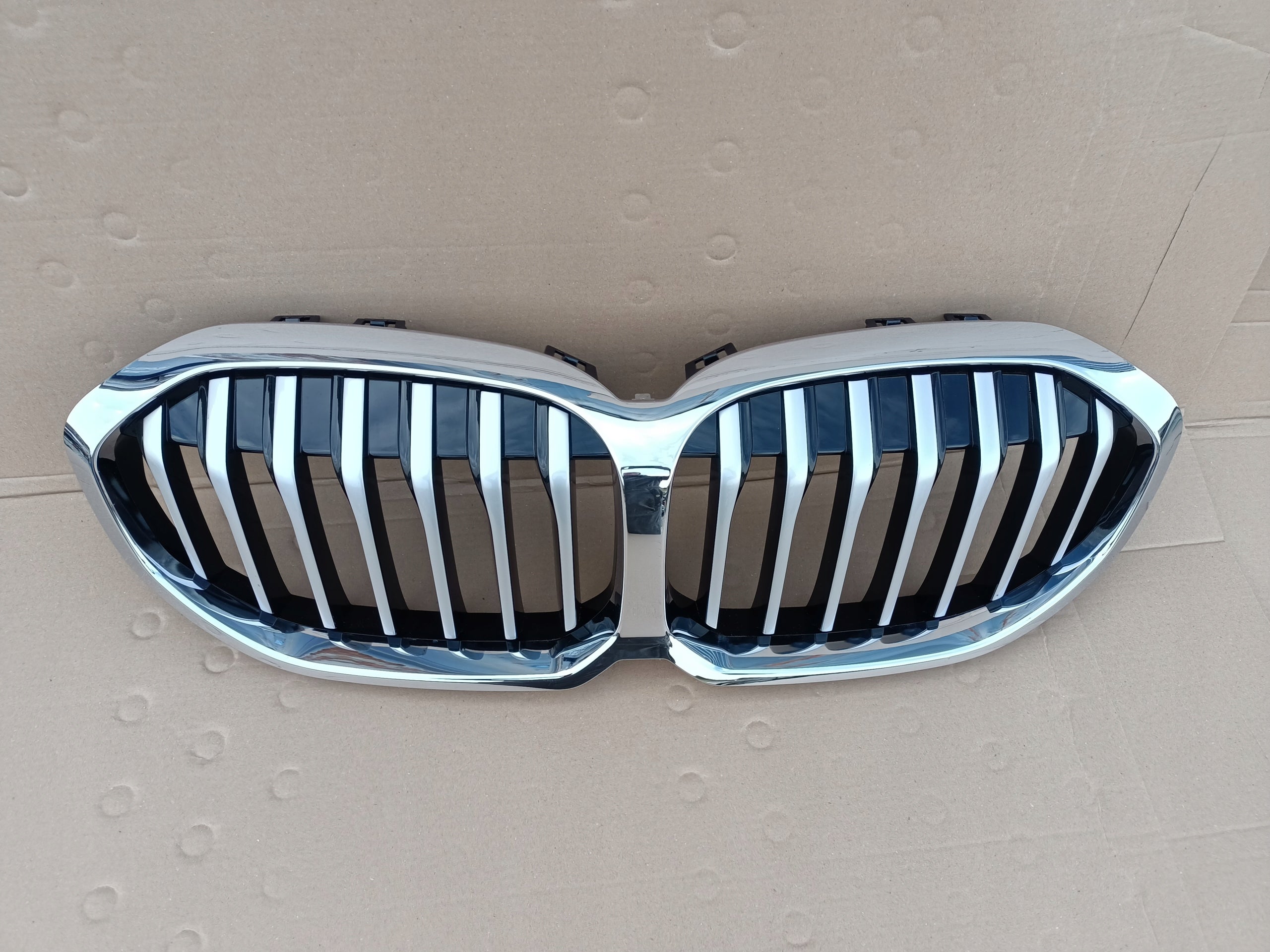  Grille de radiateur BMW F40 GRILLE AVANT 5A39366 Grille de radiateur  product image