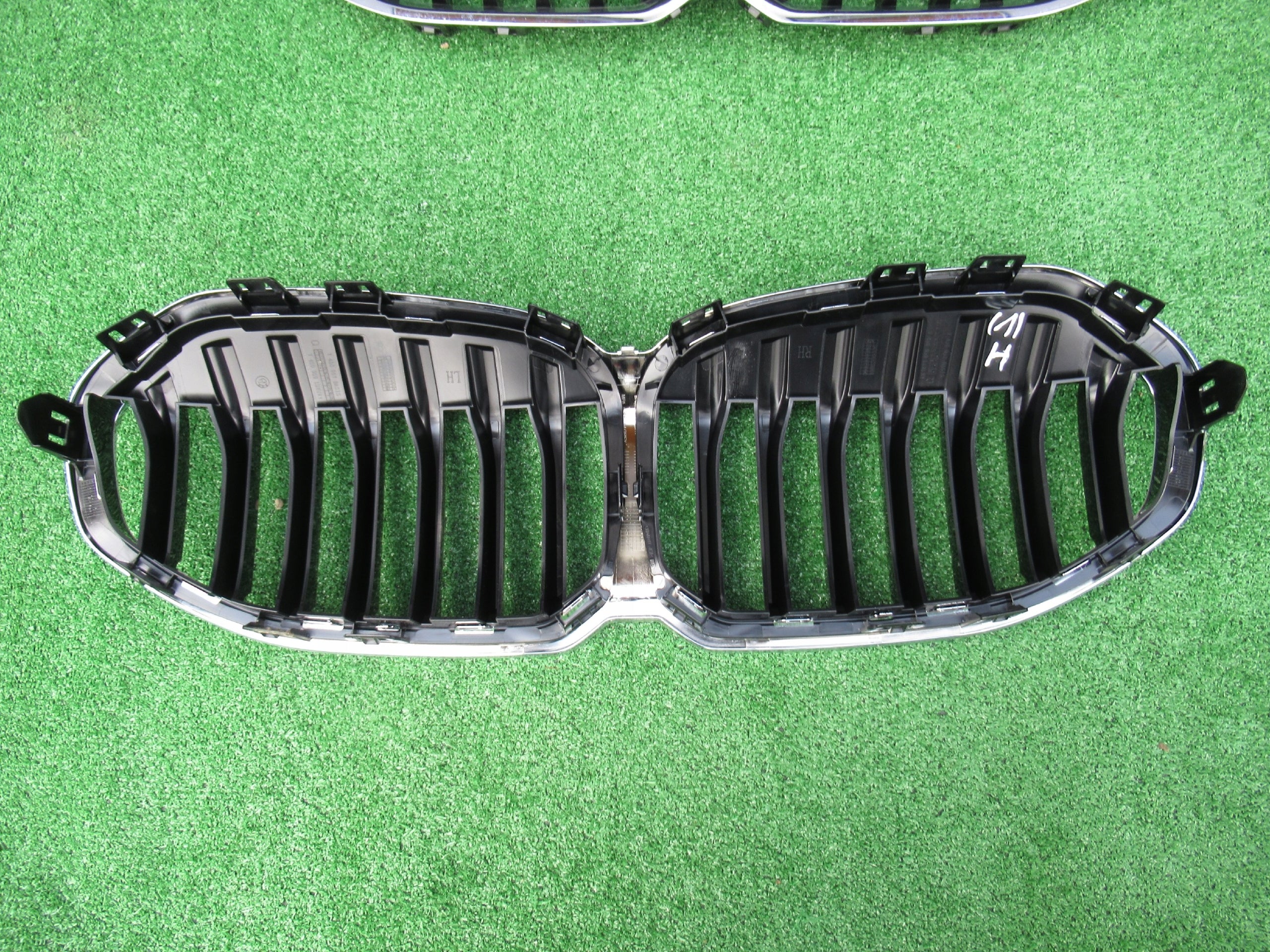 Kühlergrill BMW F40 FRONTGRILL 3745095 Kühlergitter