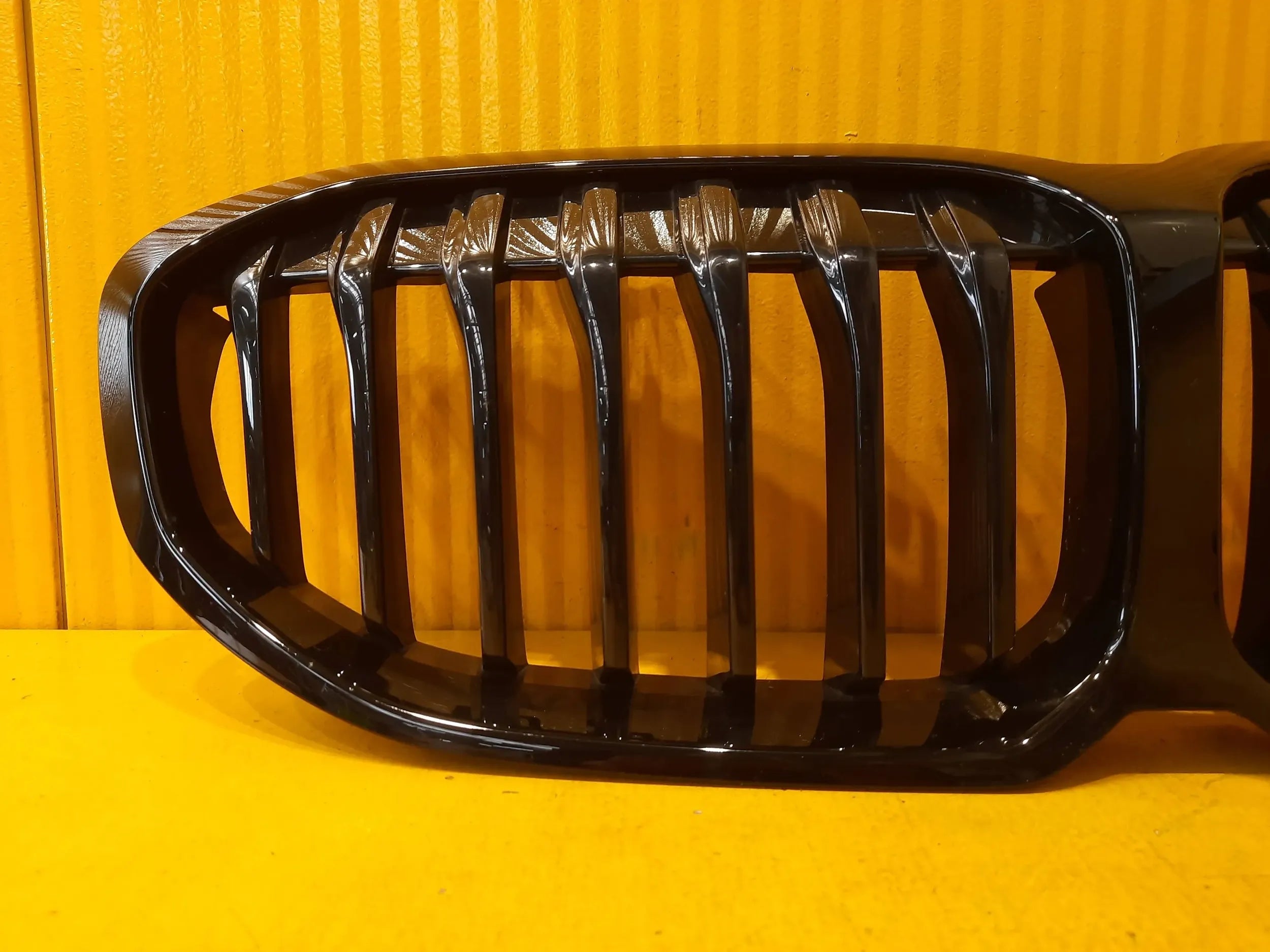 Kühlergrill BMW F40 FRONTGRILL 5A39366 Kühlergitter