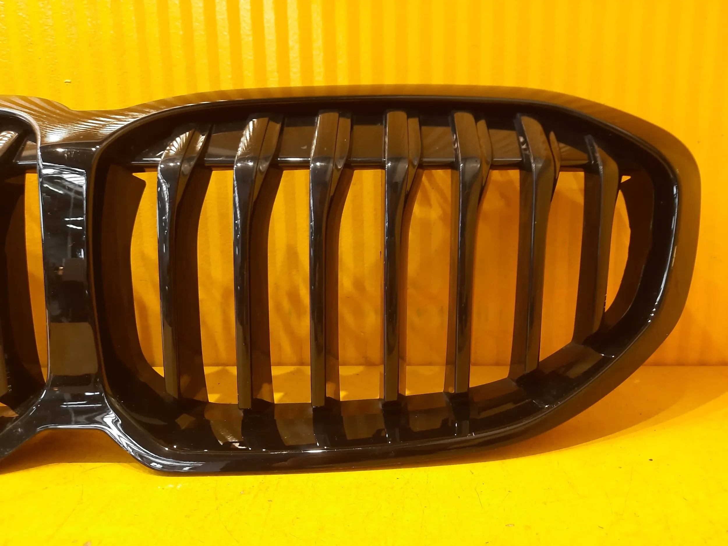 Kühlergrill BMW F40 FRONTGRILL 5A39366 Kühlergitter