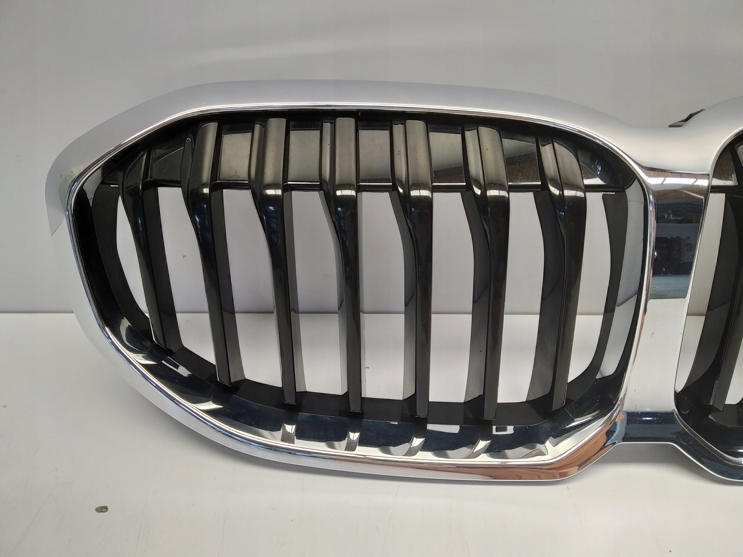 Kühlergrill BMW F40 FRONTGRILL Kühlergitter